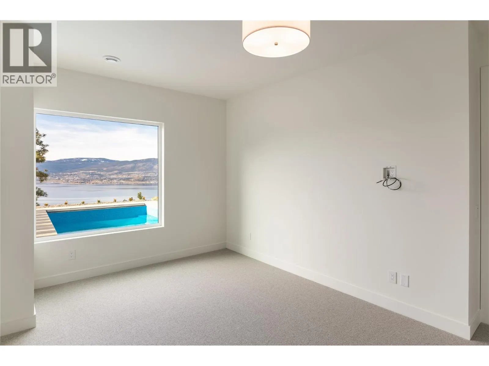 5650 The Edge Place Unit# 110