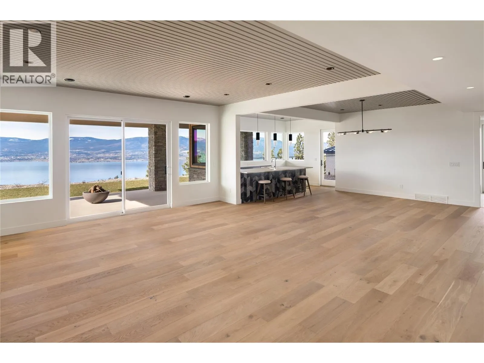 5650 The Edge Place Unit# 110