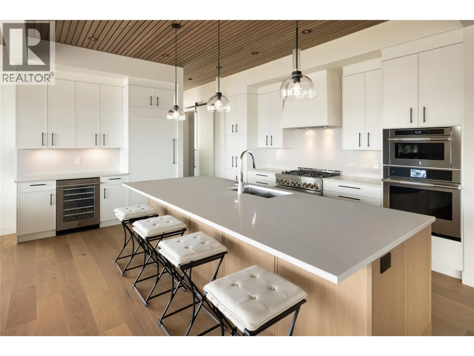 5650 The Edge Place Unit# 110