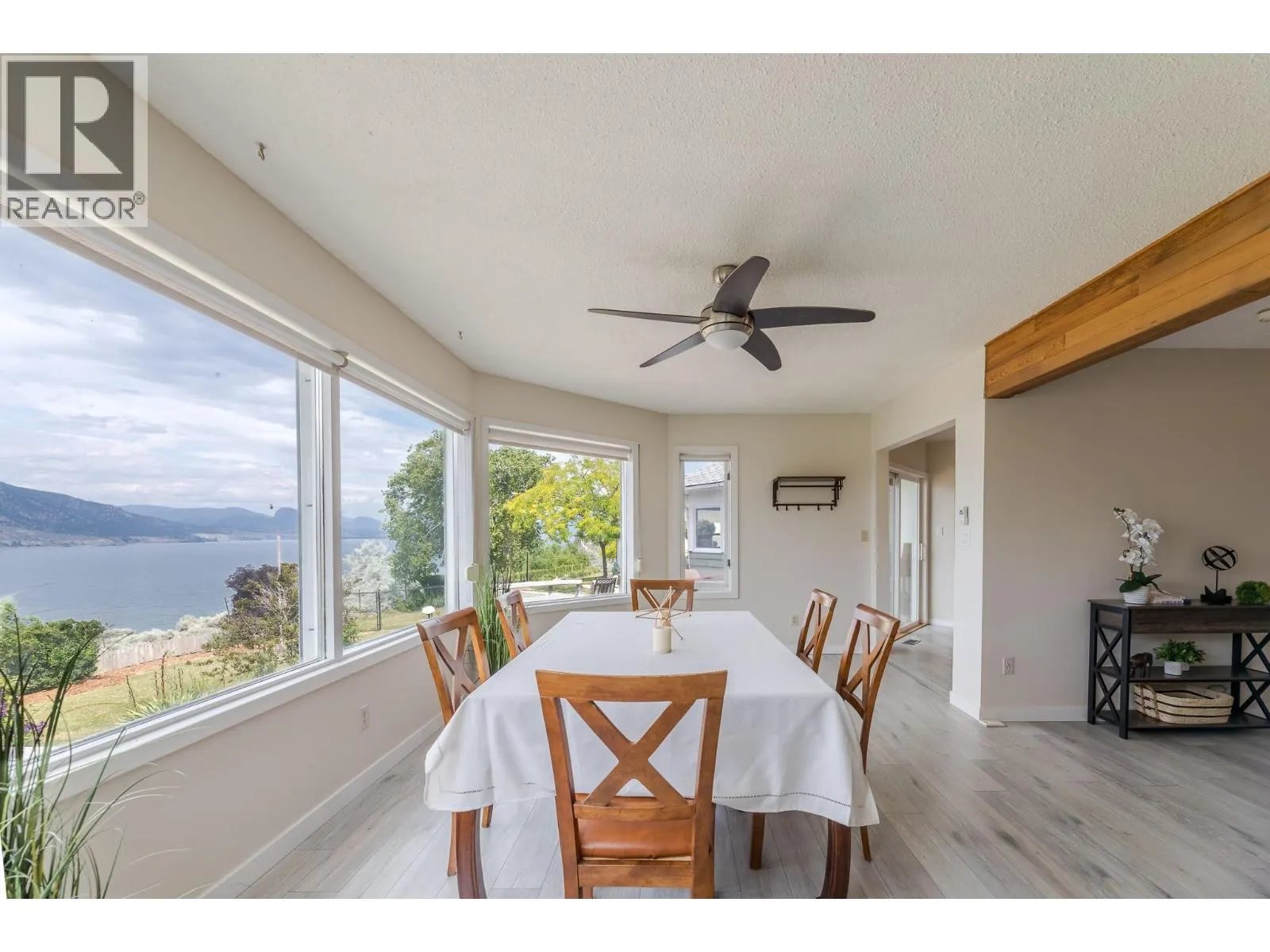 198 Bankview Place