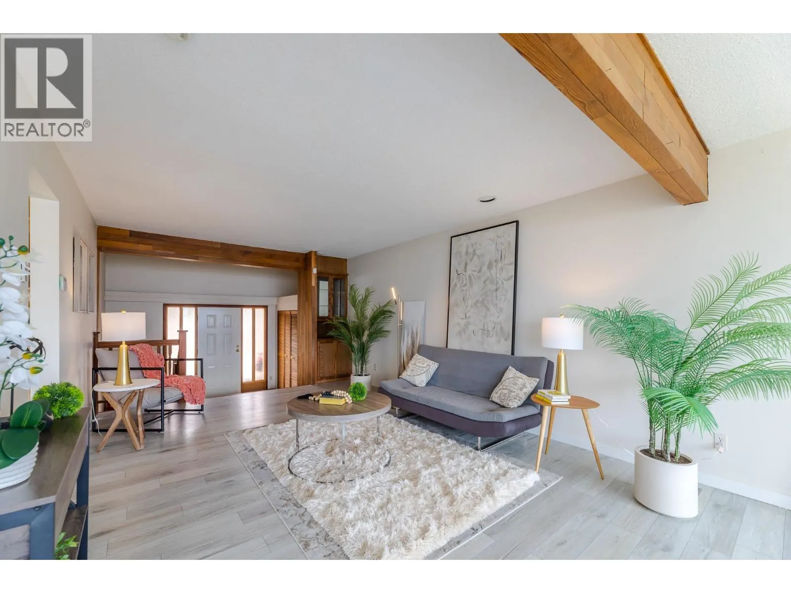 198 Bankview Place