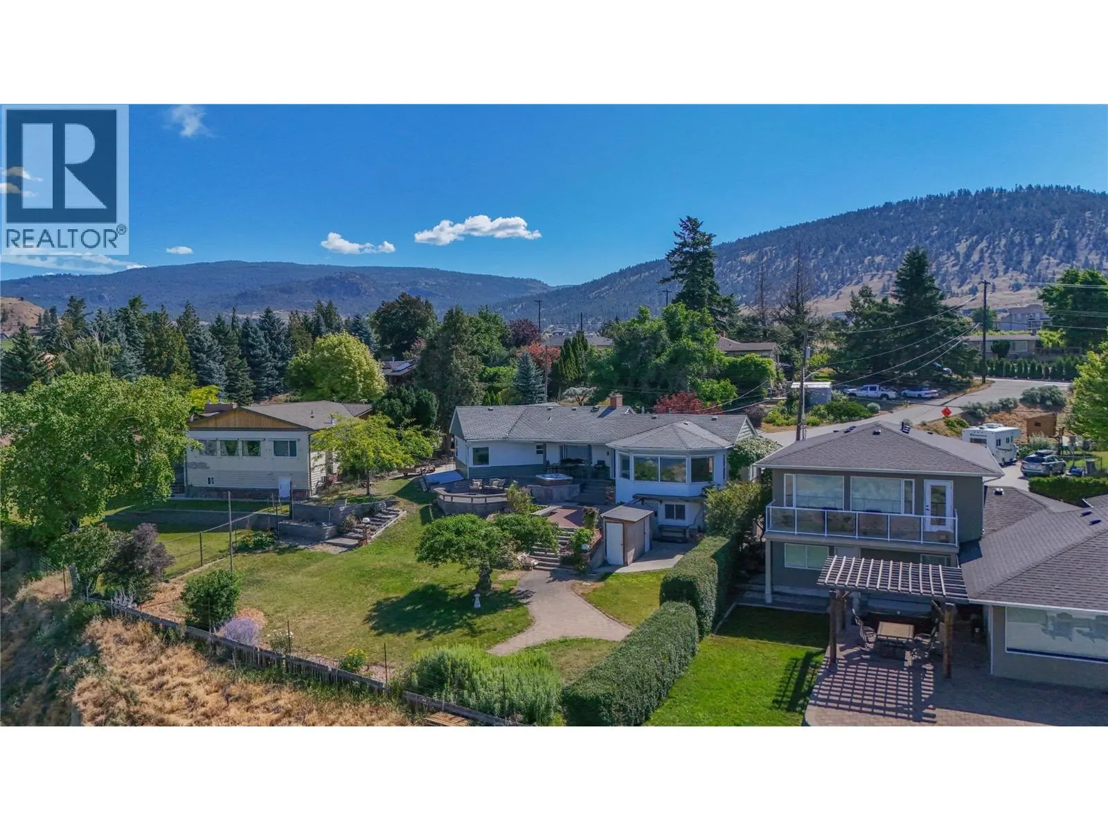 198 Bankview Place