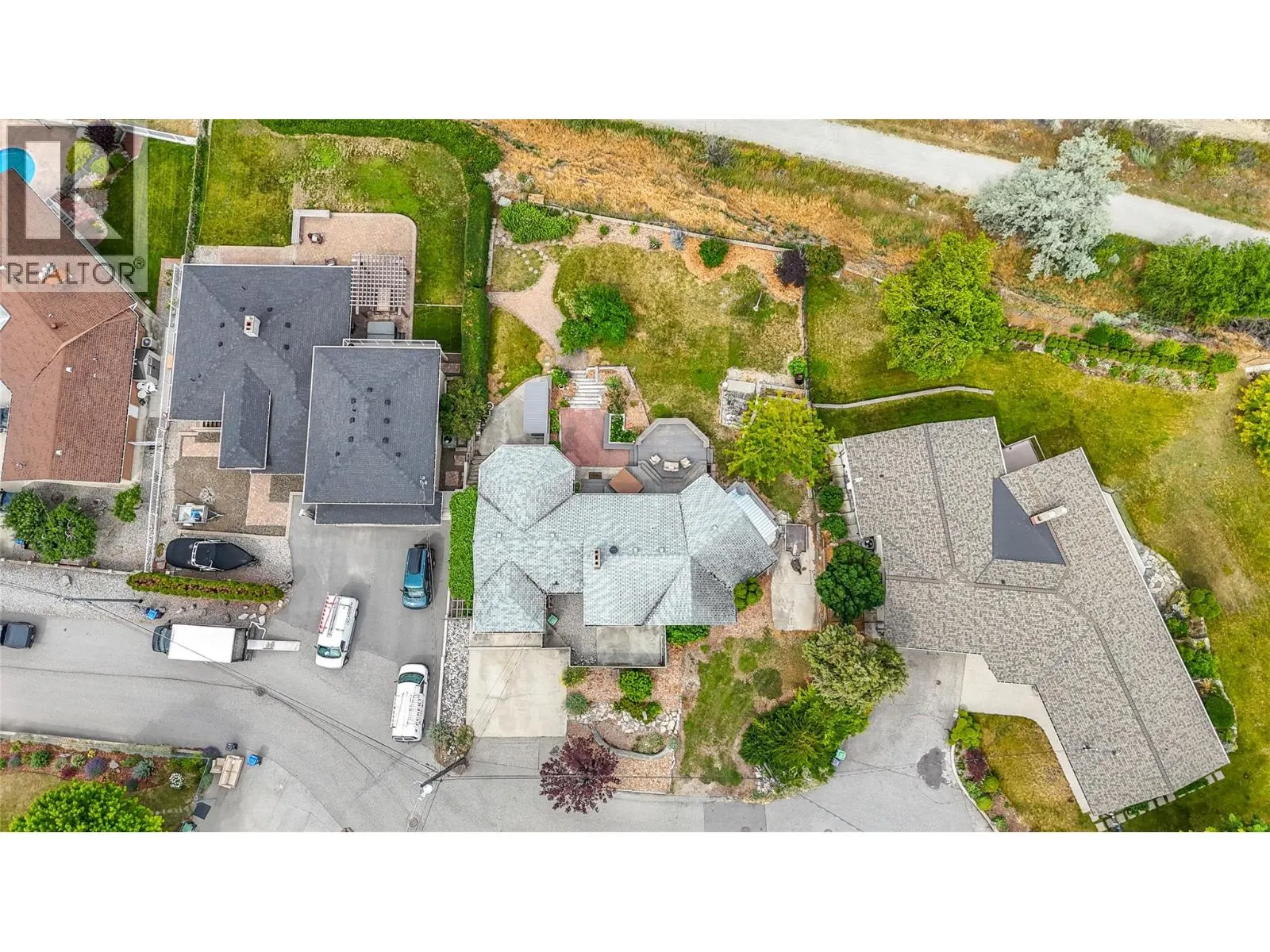 198 Bankview Place