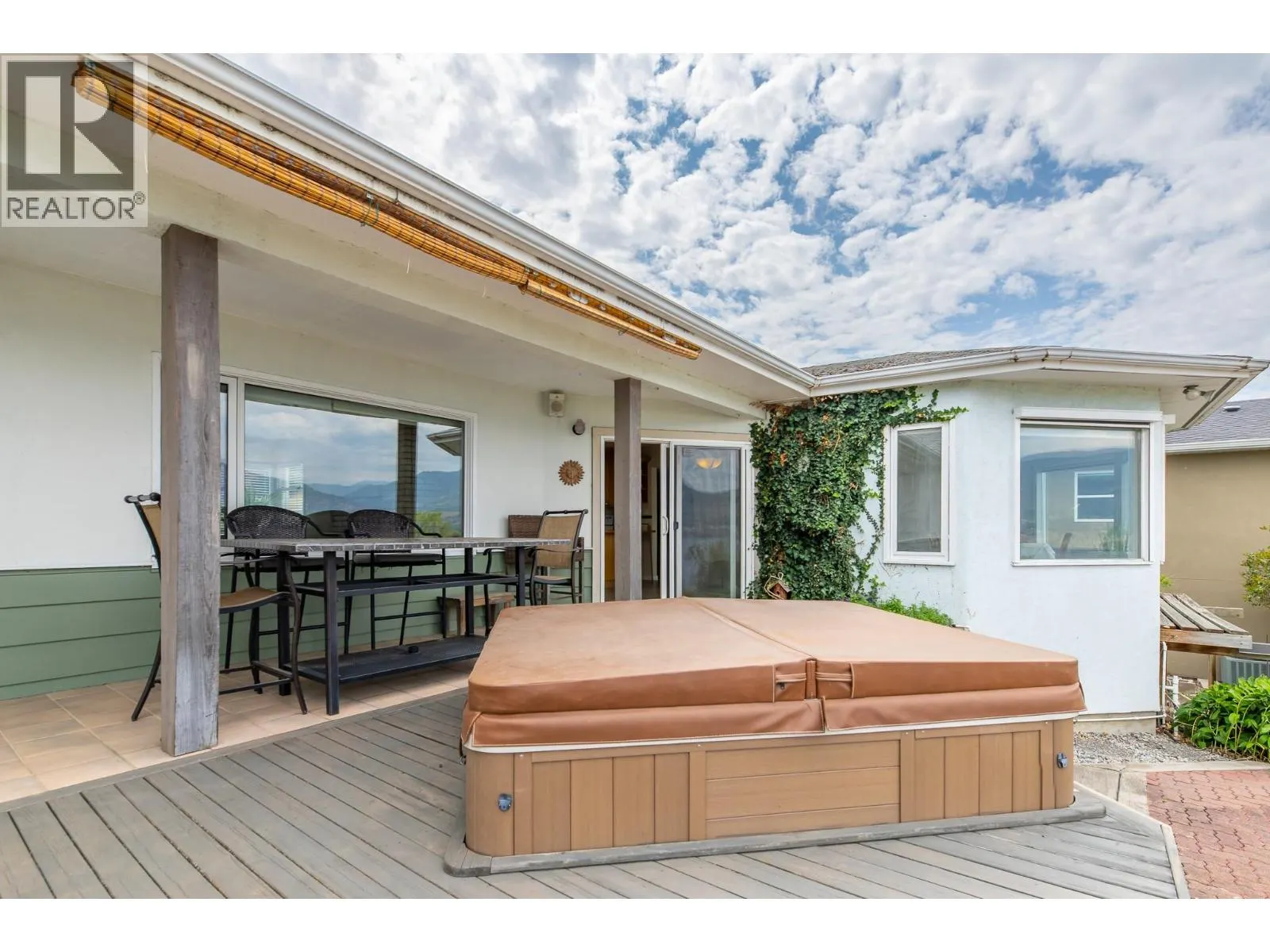 198 Bankview Place