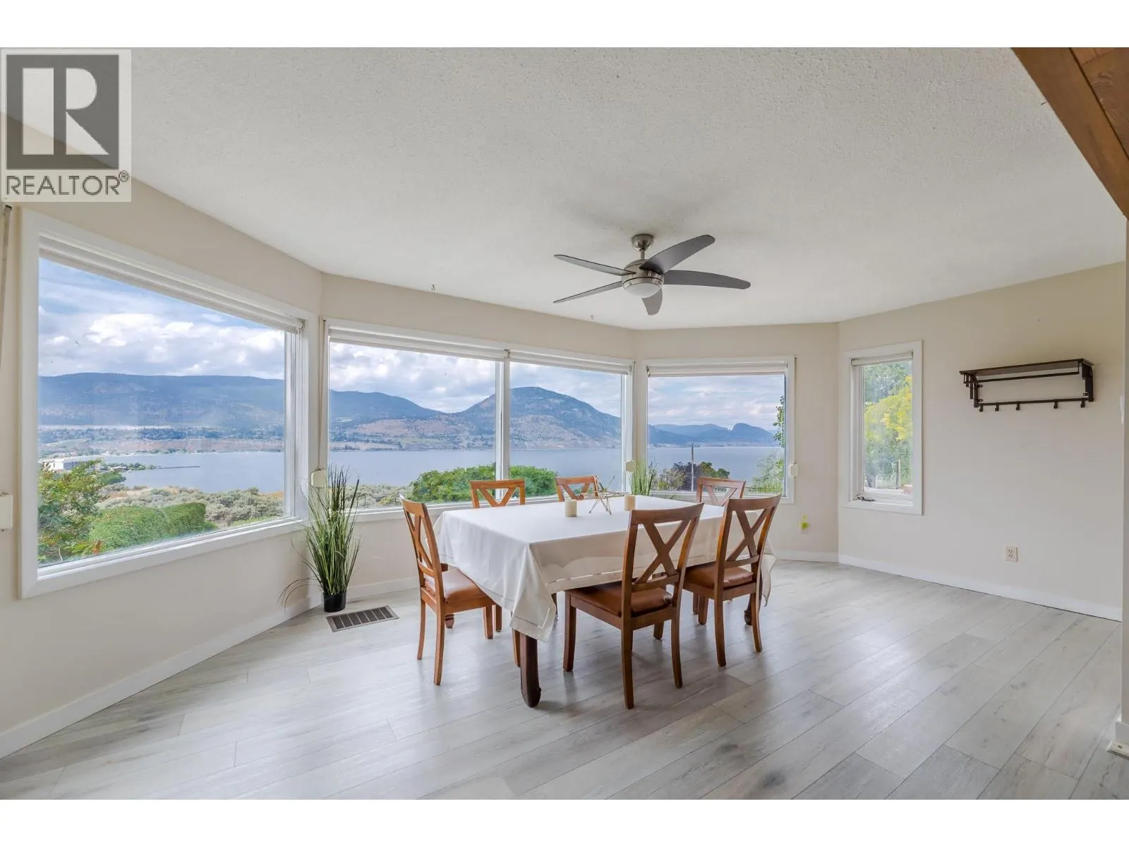 198 Bankview Place