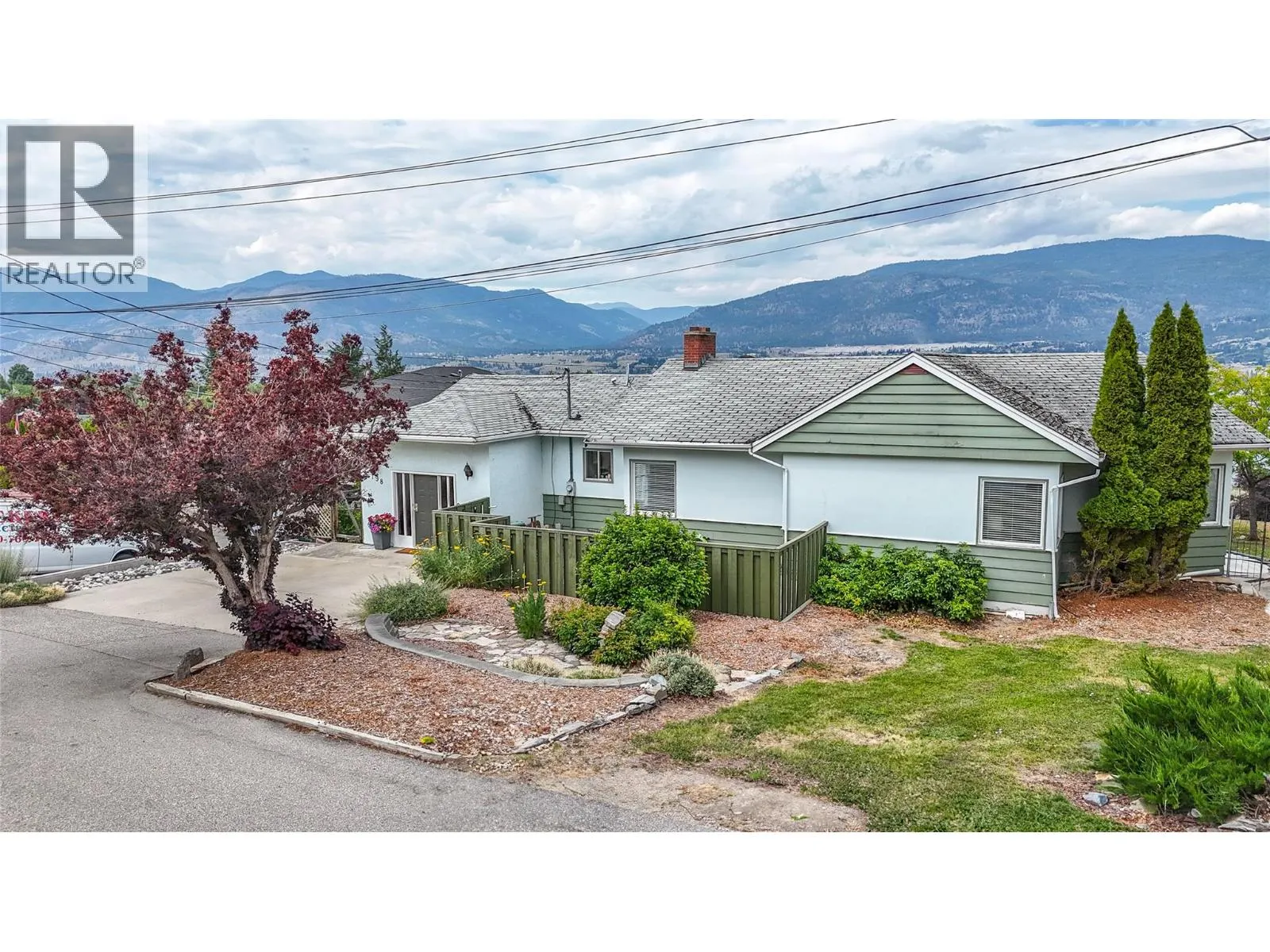 198 Bankview Place