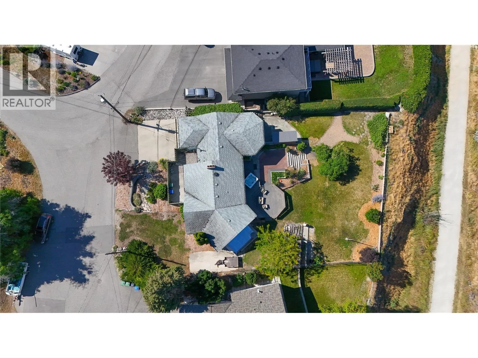 198 Bankview Place