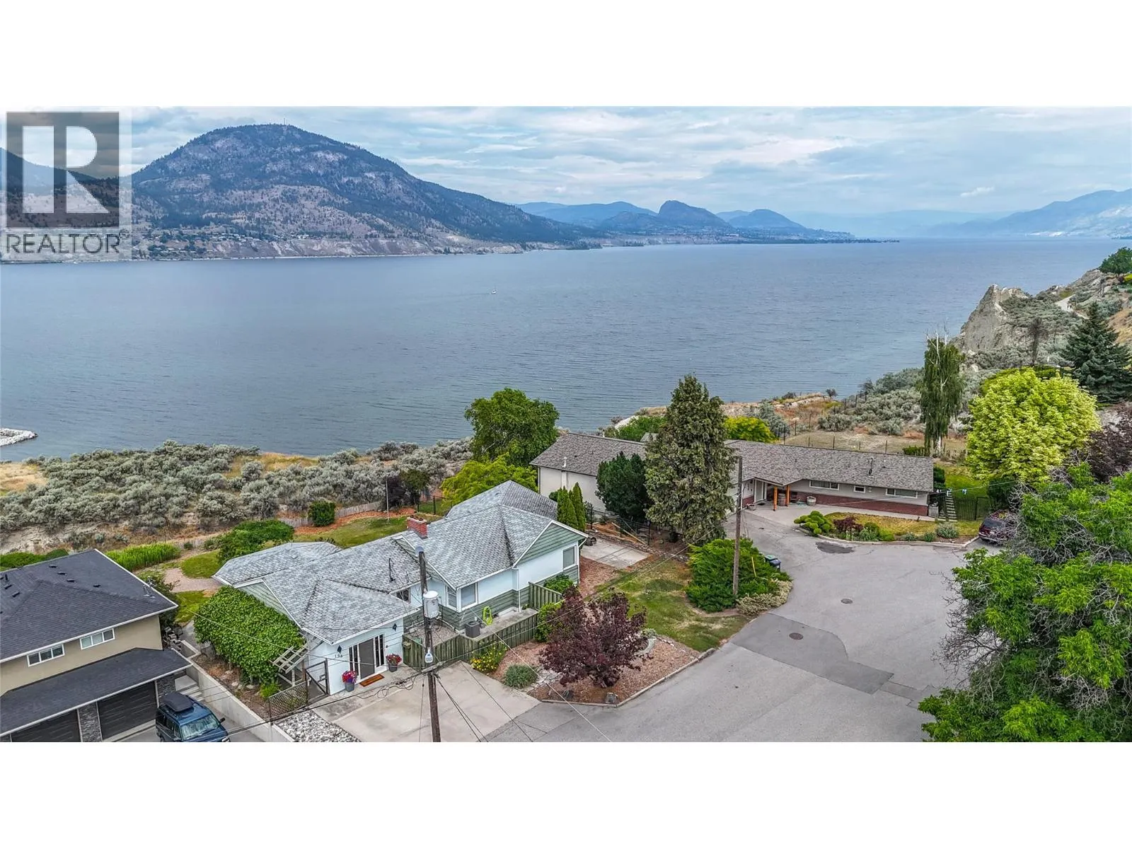 198 Bankview Place