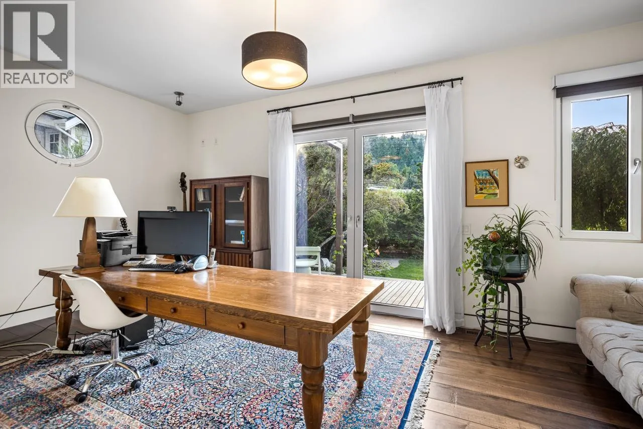 2737 Casa Loma Road