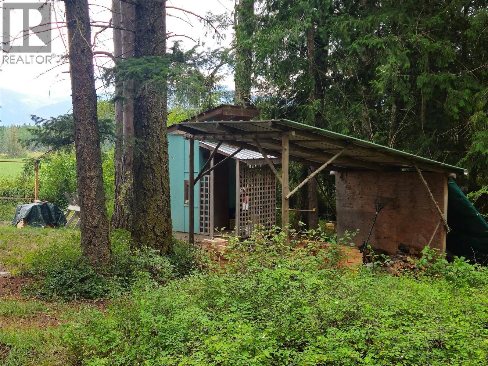 588 HAGEY Road