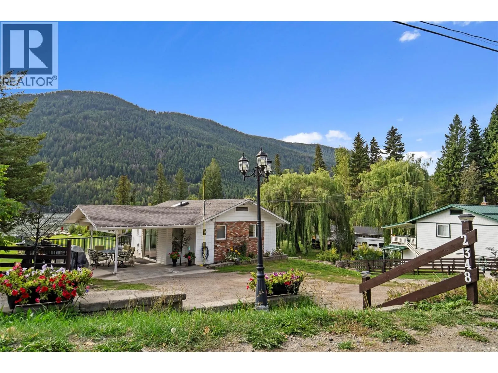 2348 Ojibway Road