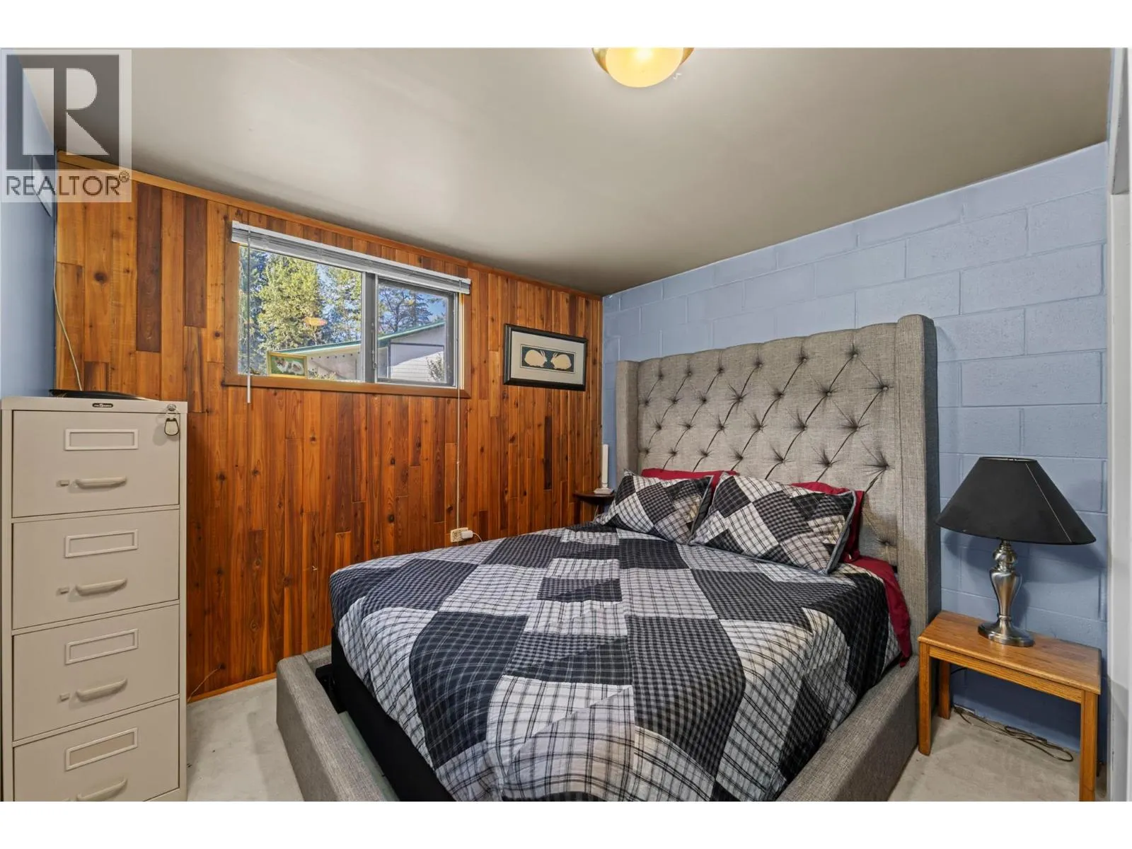 2348 Ojibway Road