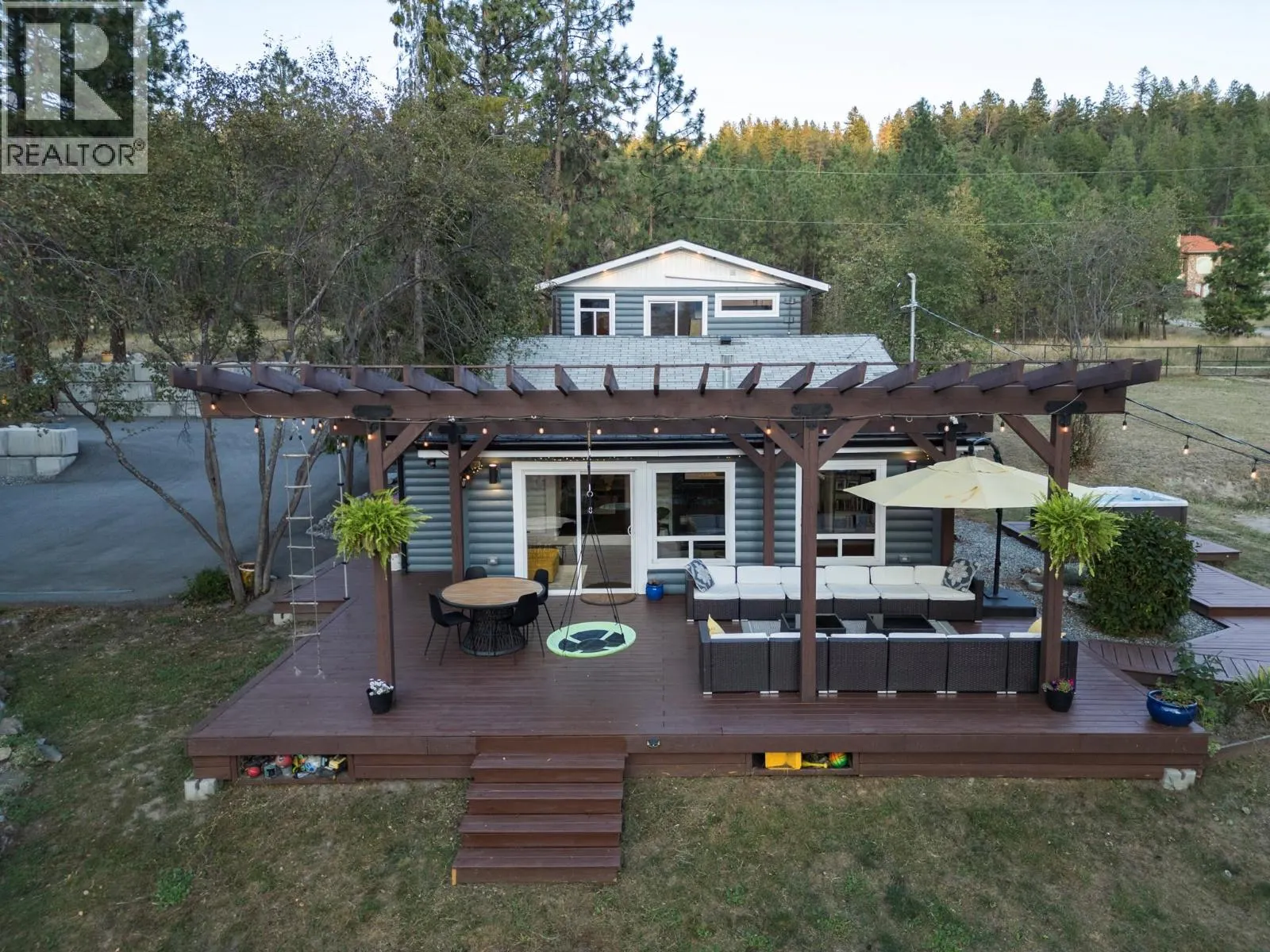 5555 Stubbs Road