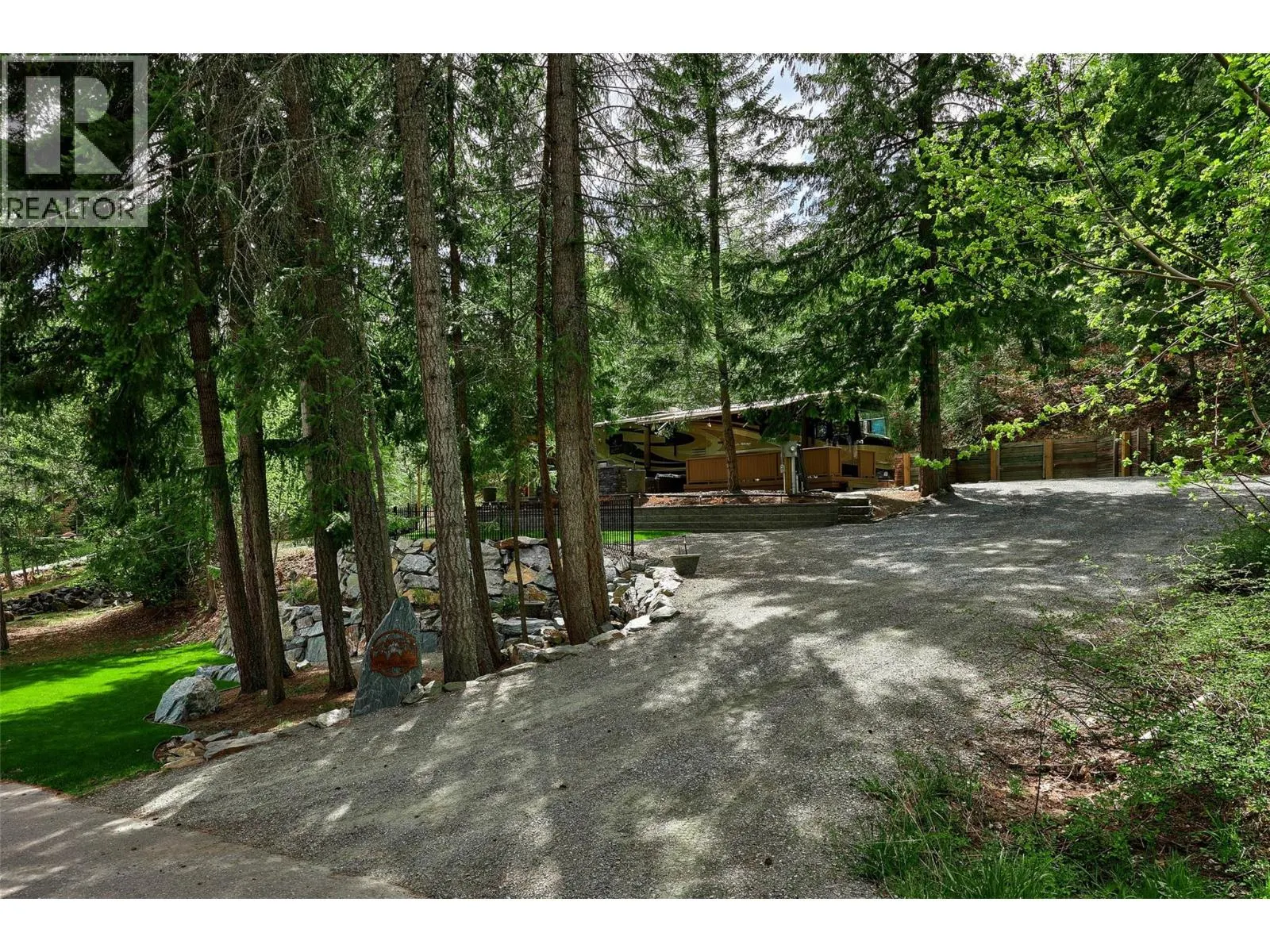 4498 Squilax - Anglemont Road Lot# 35