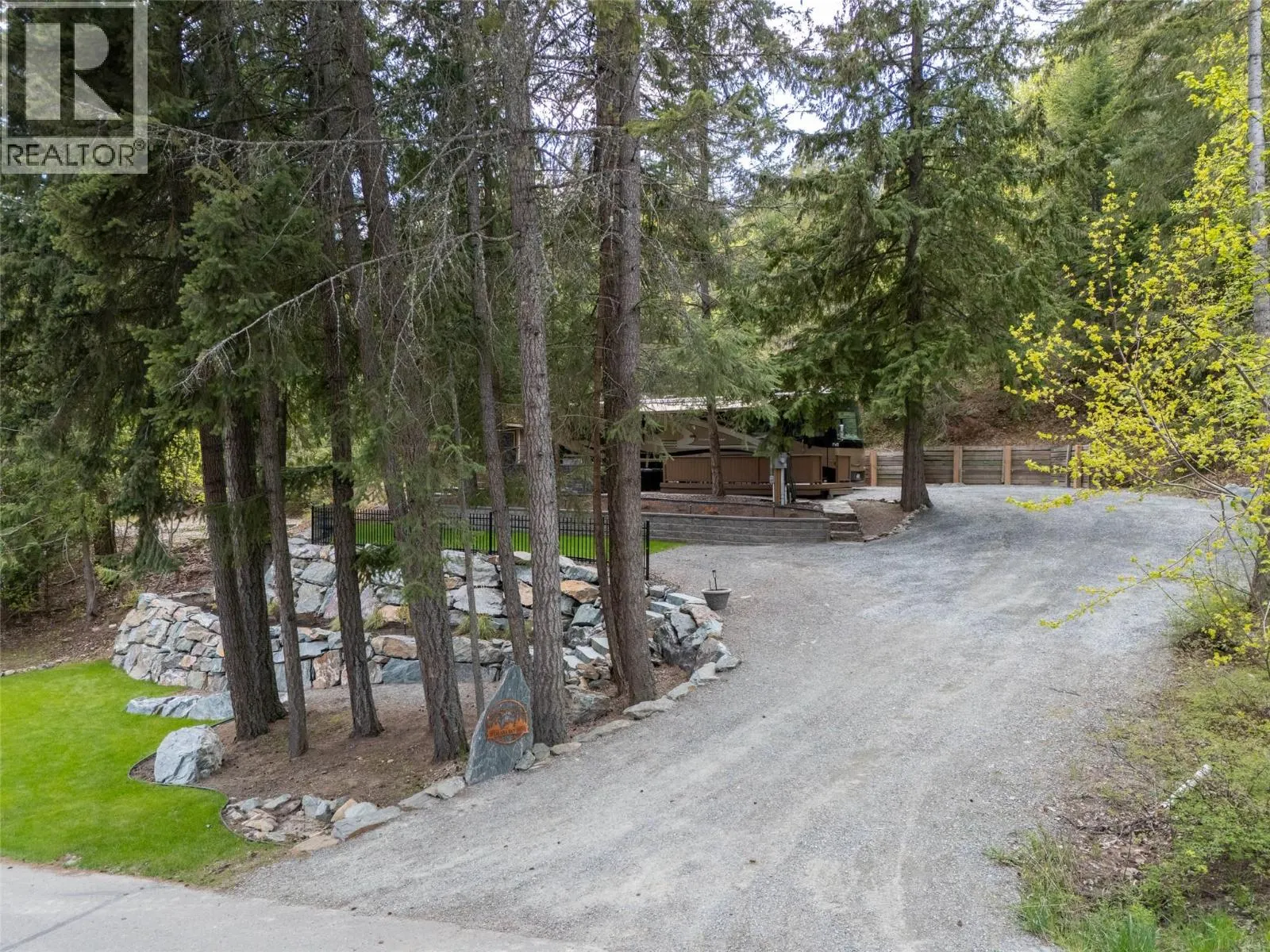4498 Squilax - Anglemont Road Lot# 35
