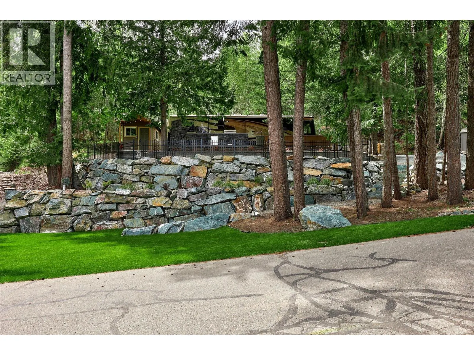 4498 Squilax - Anglemont Road Lot# 35