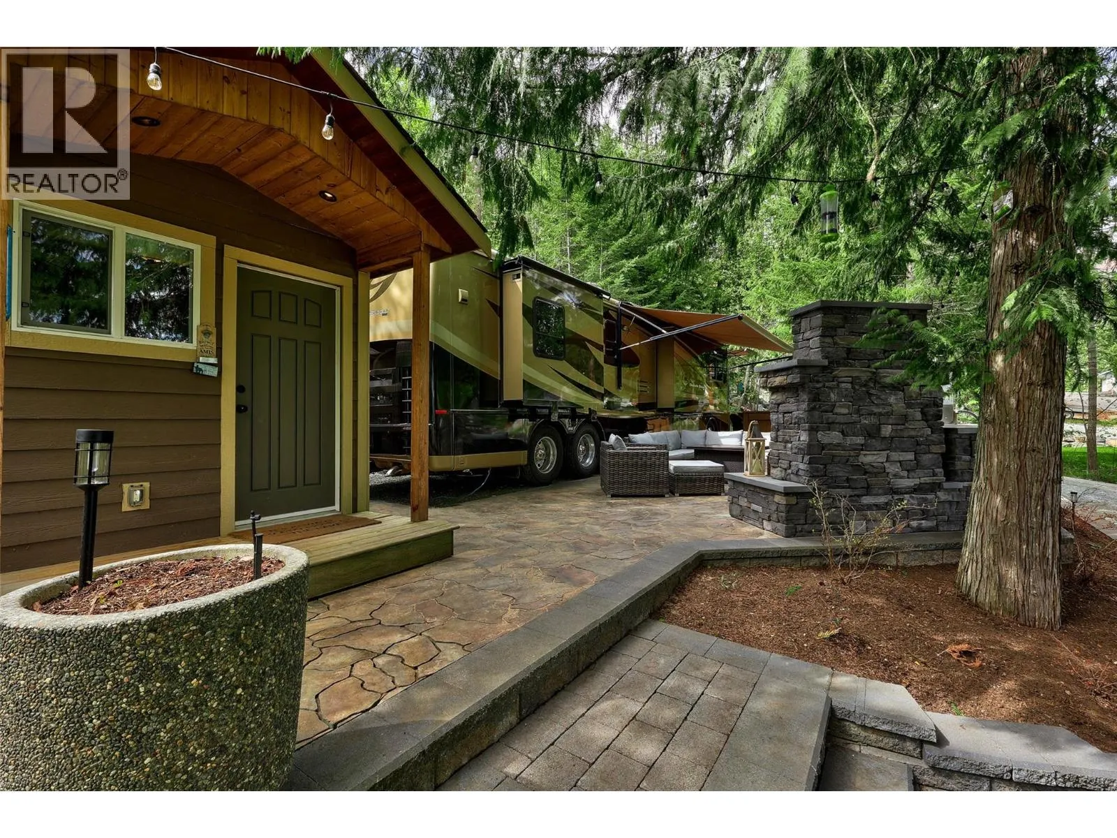 4498 Squilax - Anglemont Road Lot# 35