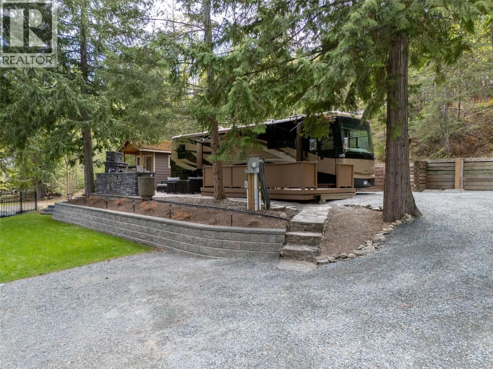 4498 Squilax - Anglemont Road Lot# 35