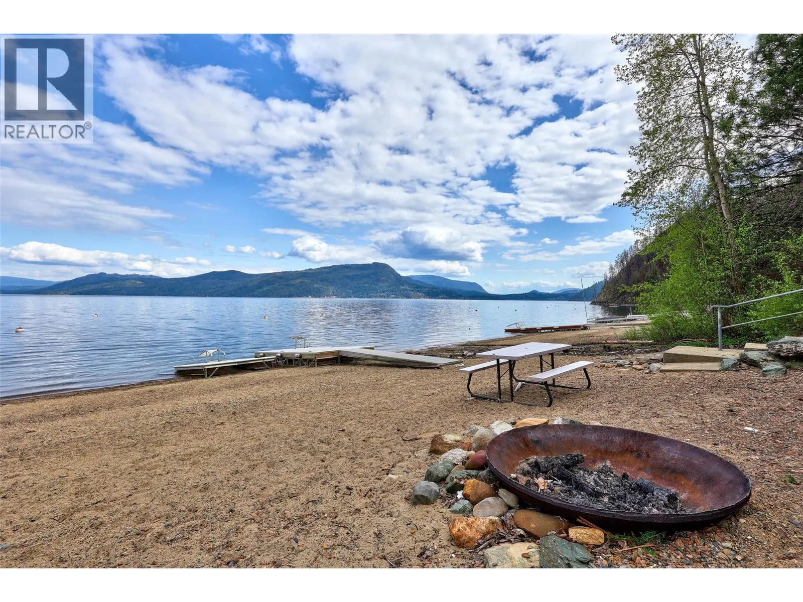 4498 Squilax - Anglemont Road Lot# 35