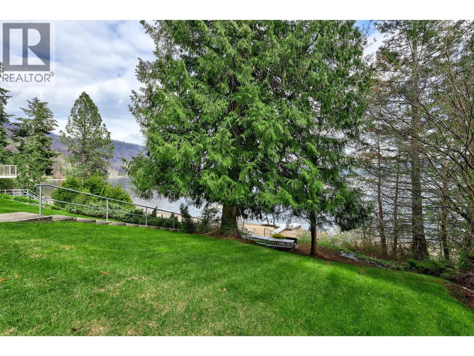 4498 Squilax - Anglemont Road Lot# 35