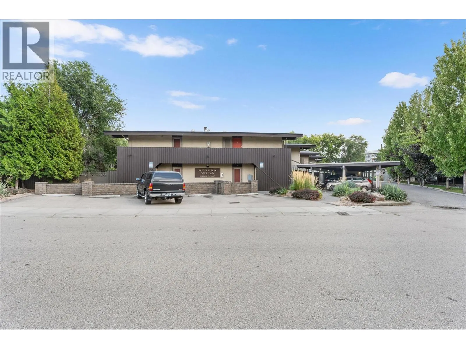 353 Boyce Crescent Unit# 18