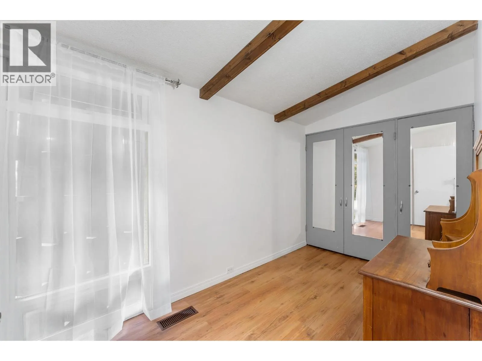 353 Boyce Crescent Unit# 18