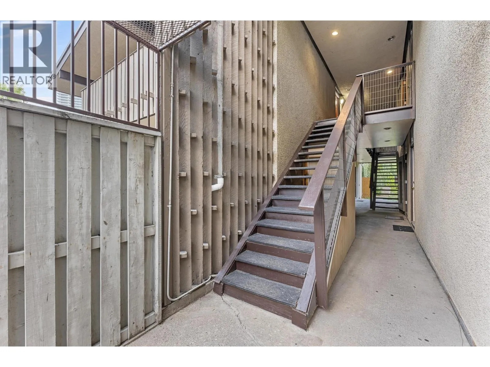 353 Boyce Crescent Unit# 18