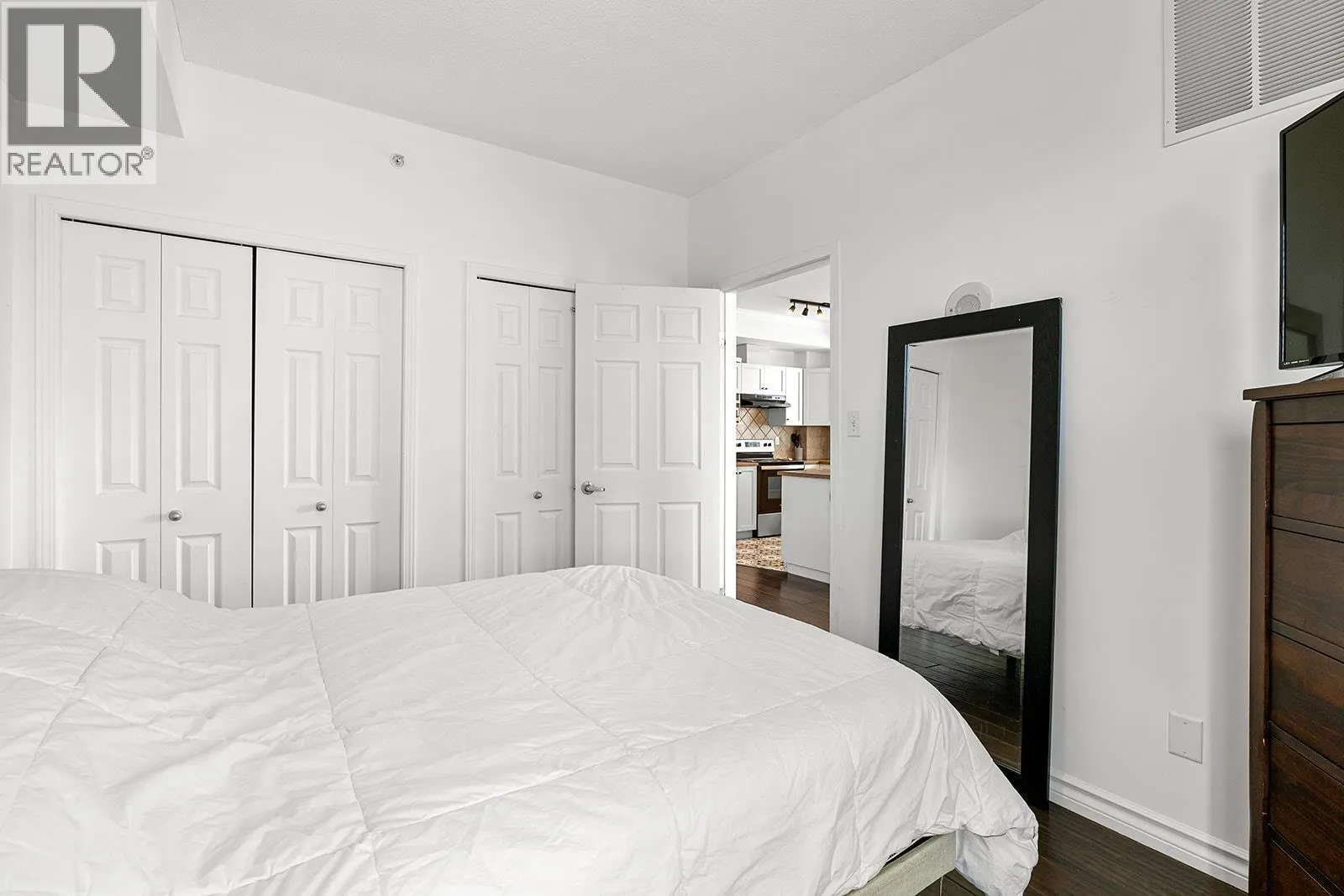 1128 Sunset Drive Unit# 703