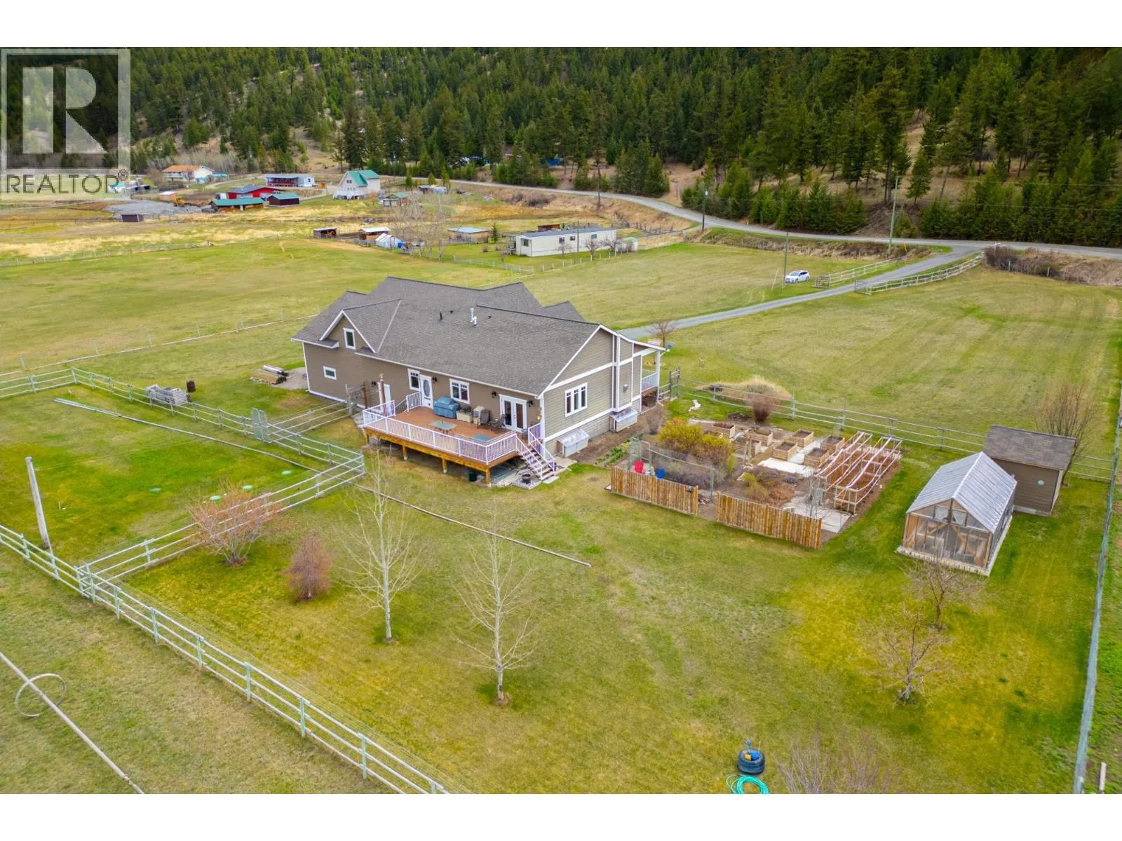 661 LAGOON COURT Road
