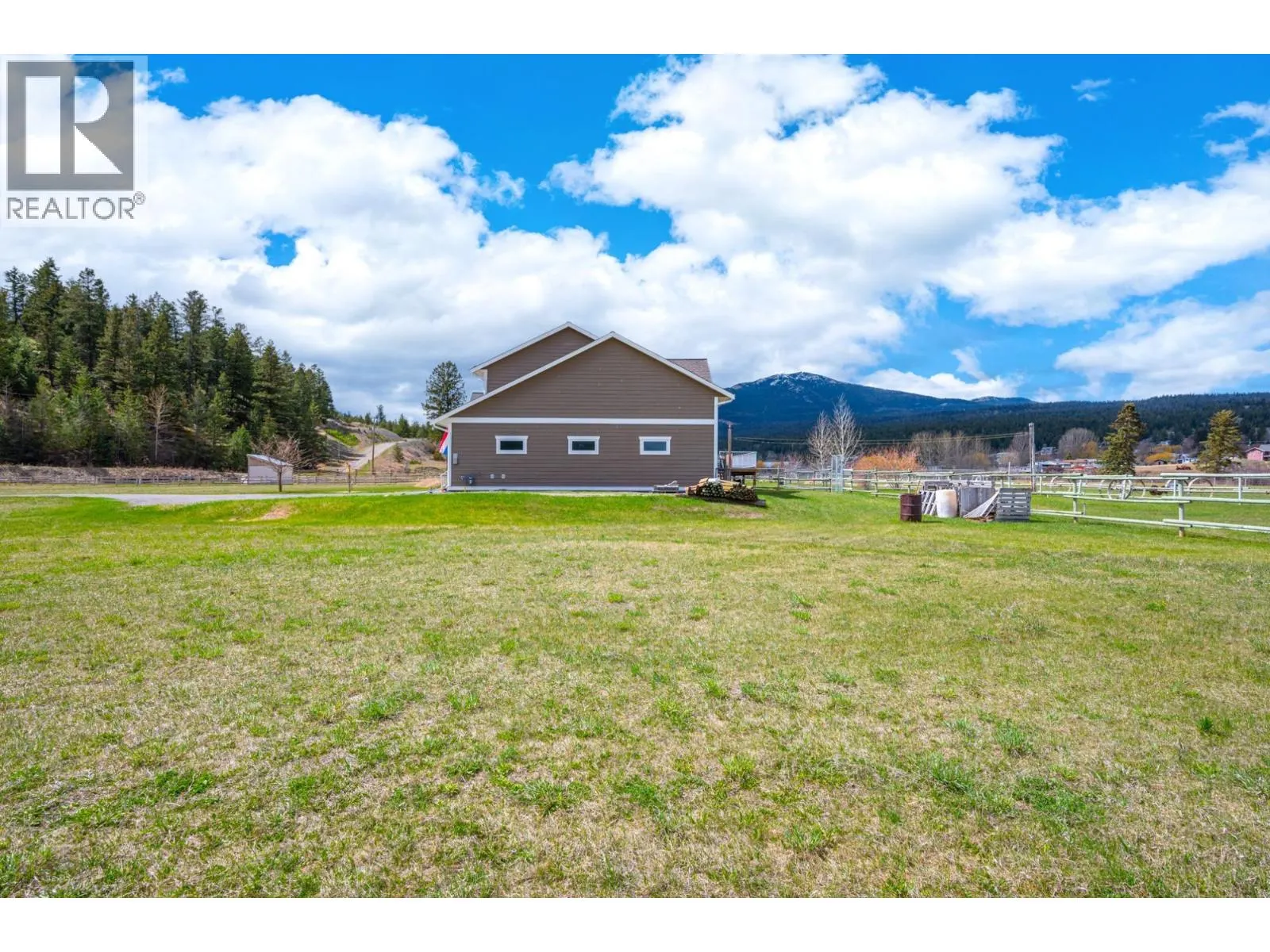 661 LAGOON COURT Road