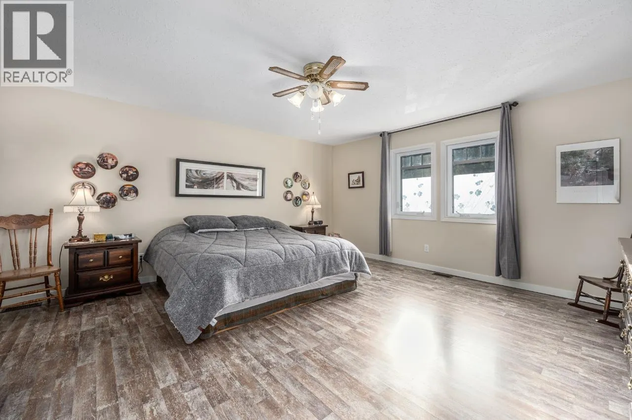 661 LAGOON COURT Road