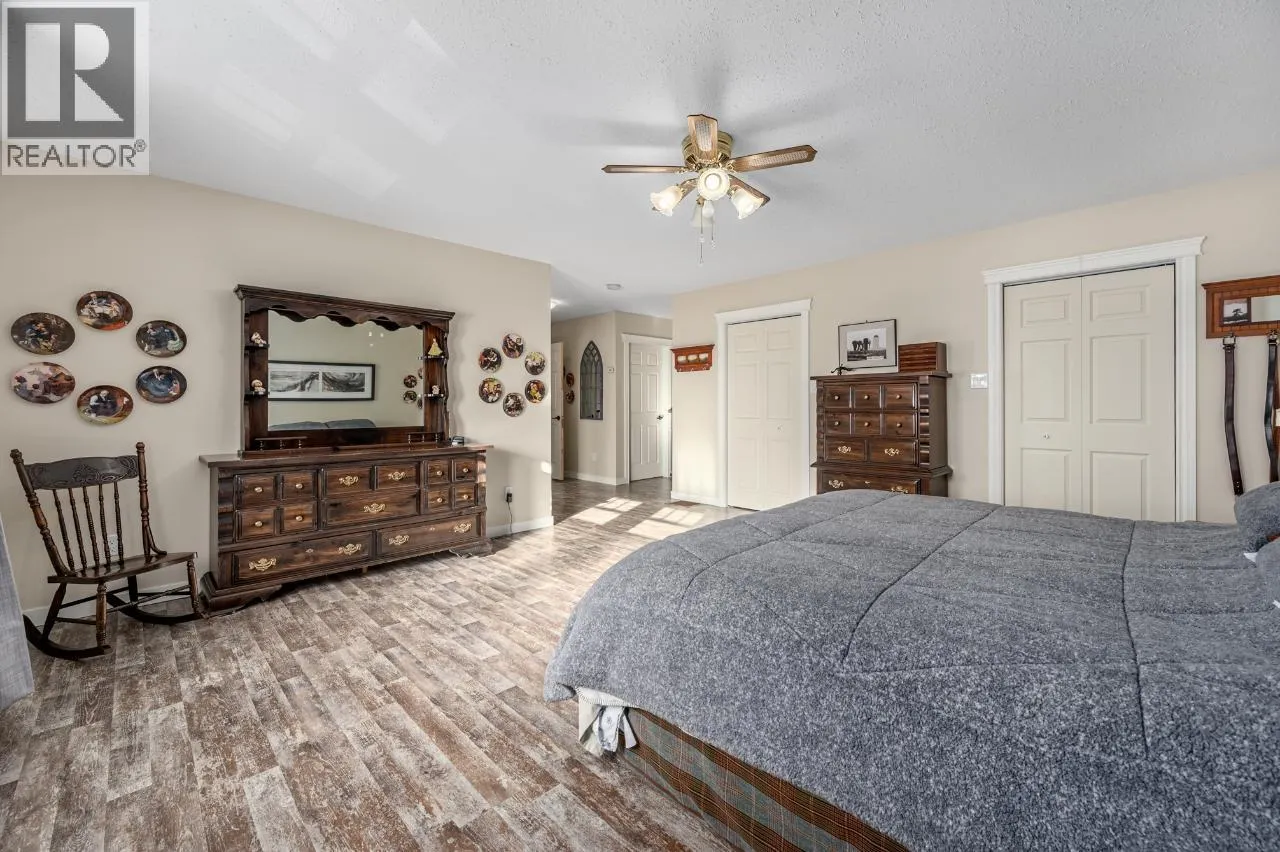 661 LAGOON COURT Road