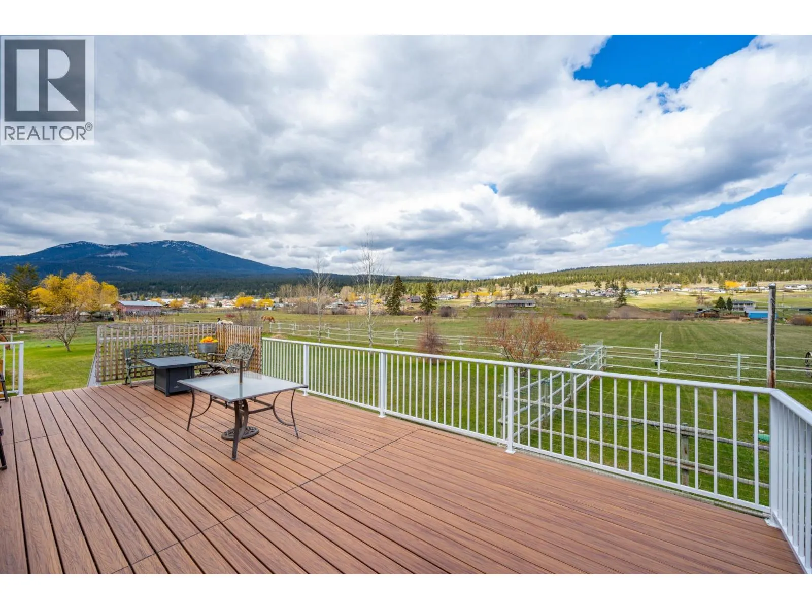 661 LAGOON COURT Road