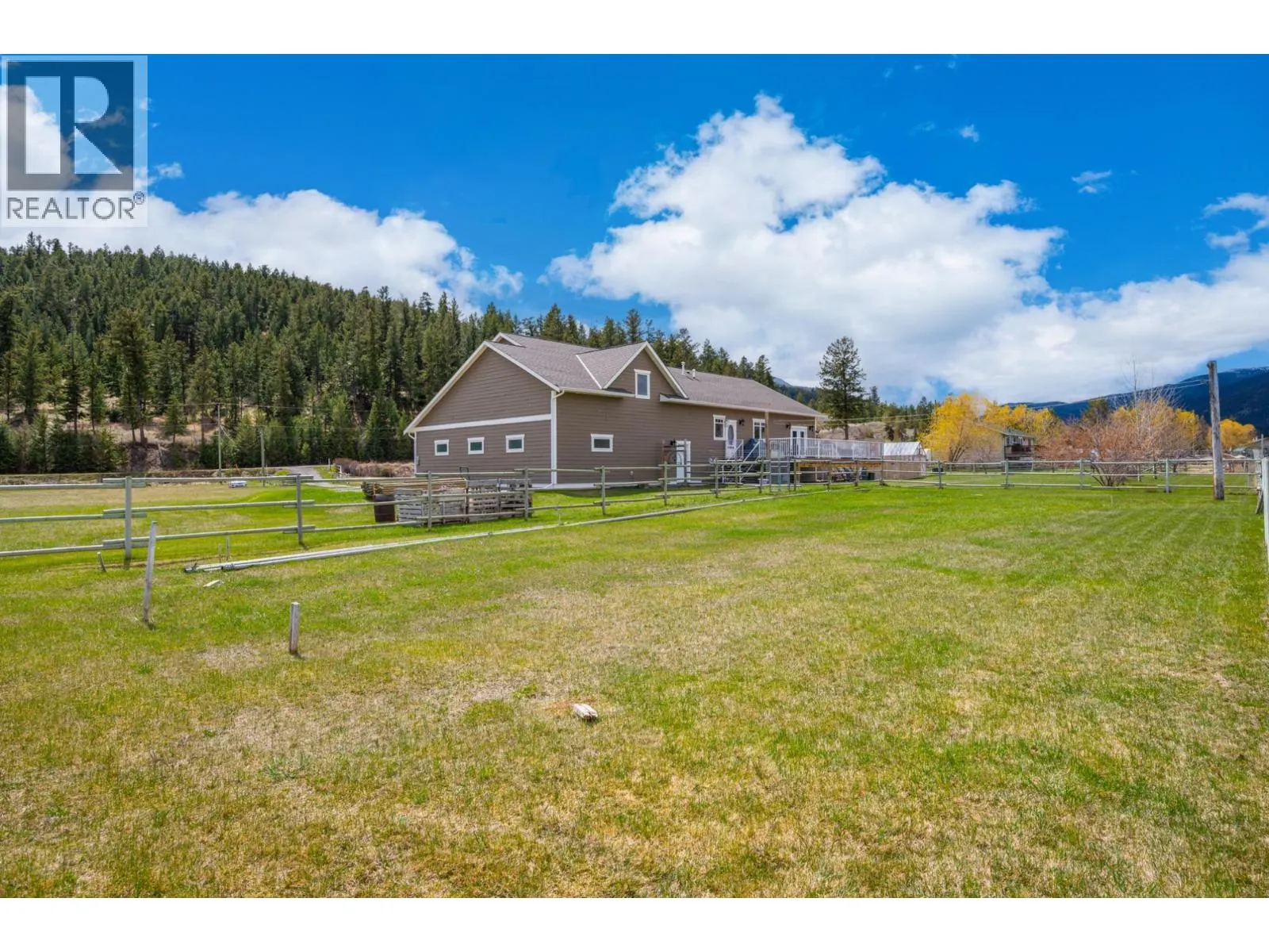 661 LAGOON COURT Road