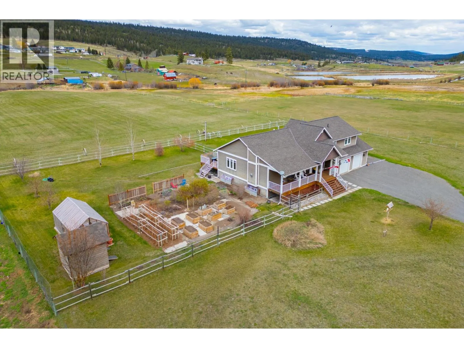 661 LAGOON COURT Road