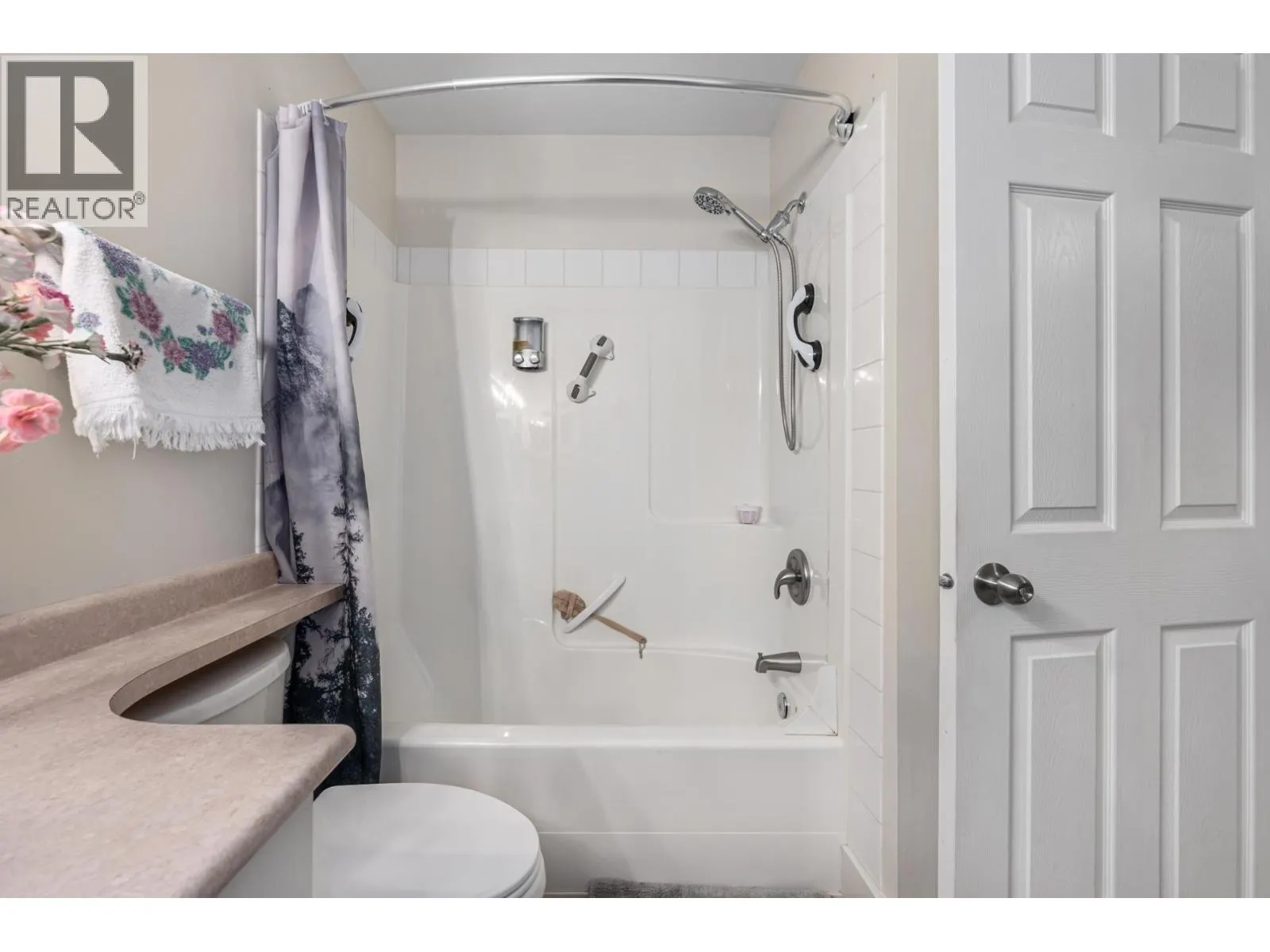 807 RAILWAY Avenue Unit# 10