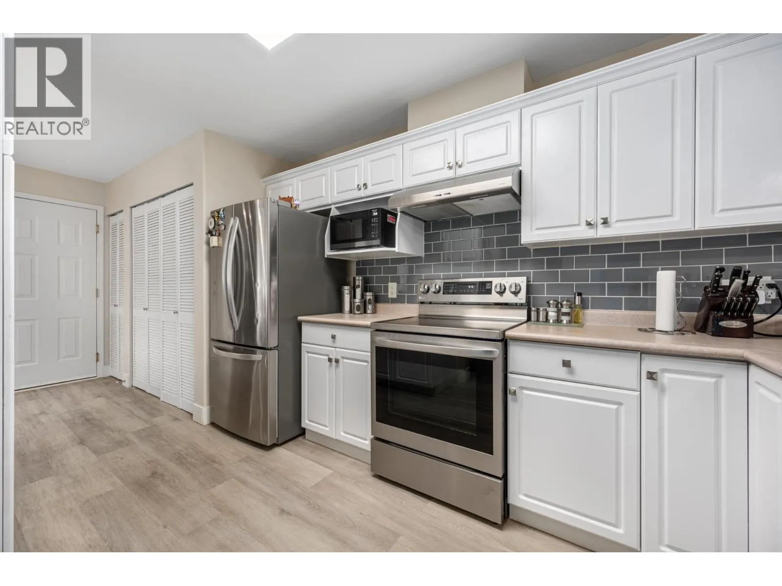 807 RAILWAY Avenue Unit# 10