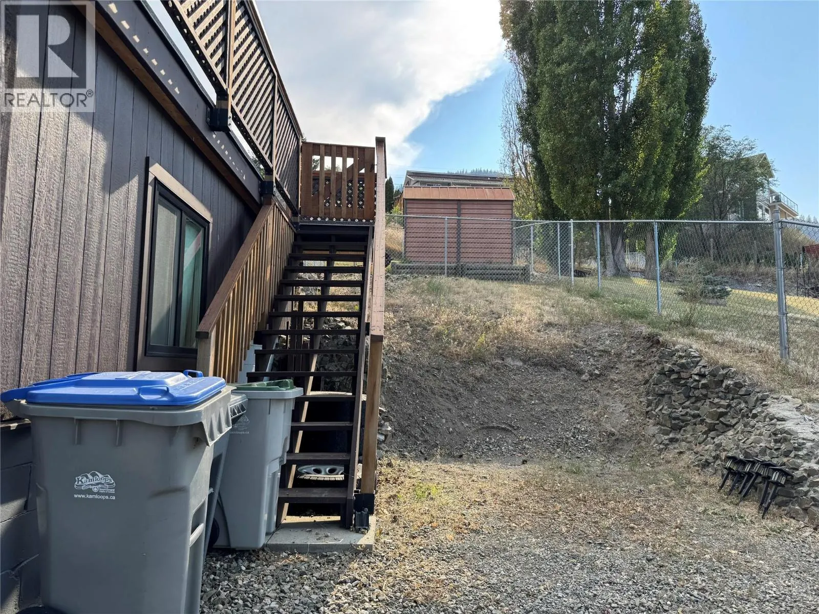1135 CLEARVIEW Drive