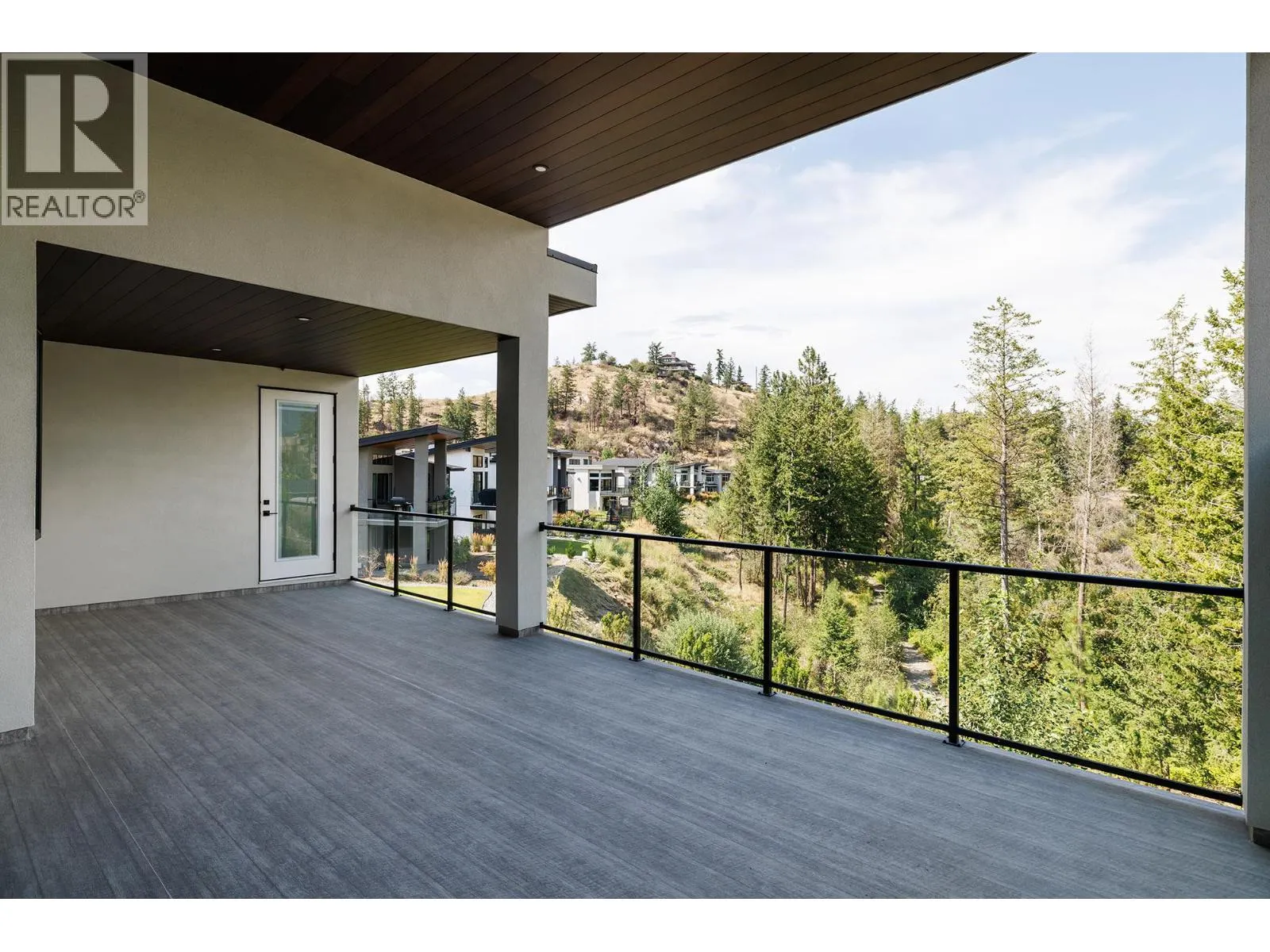 10274 Beacon Hill Drive