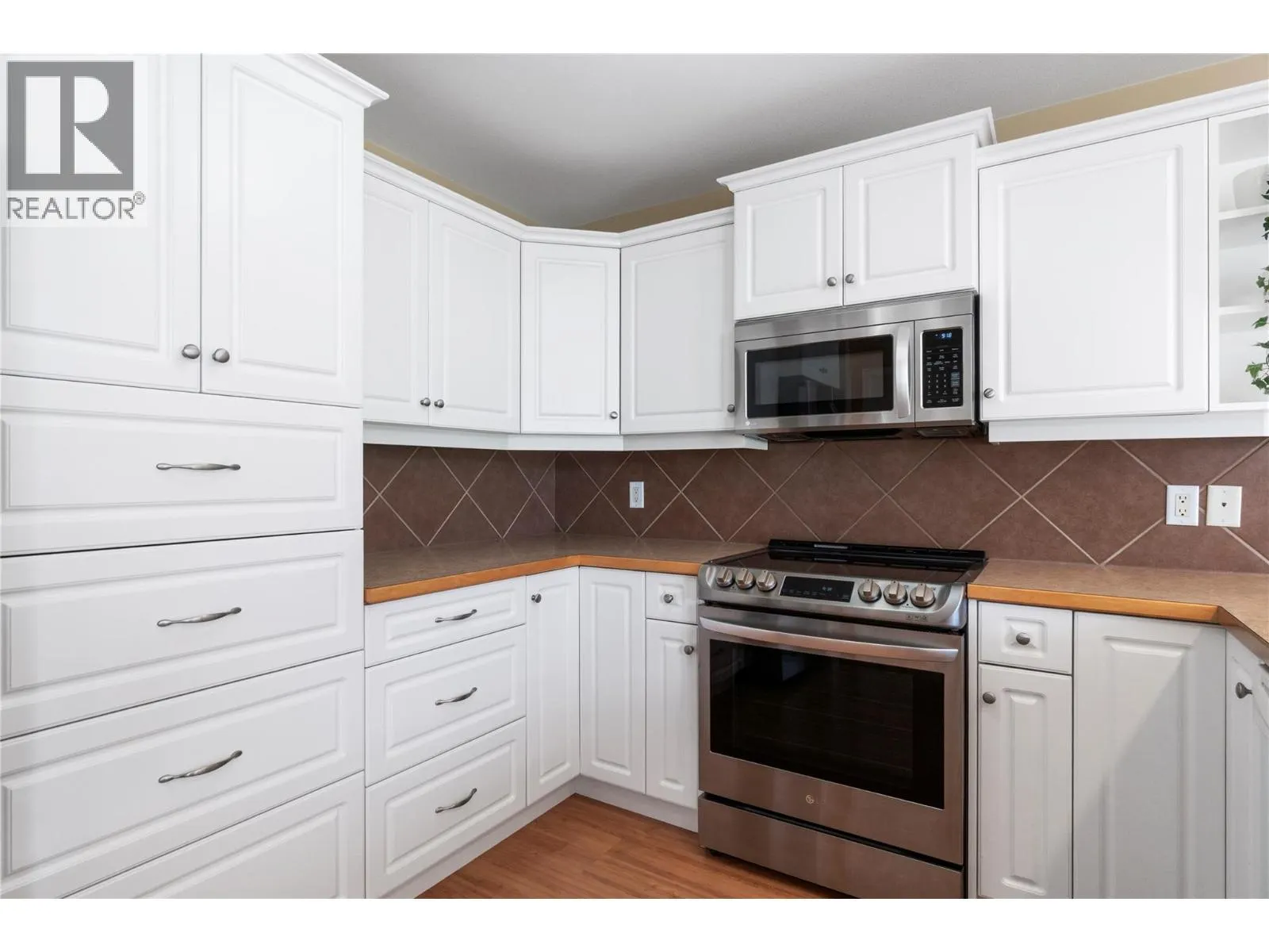 1231 10 Street SW Unit# 24
