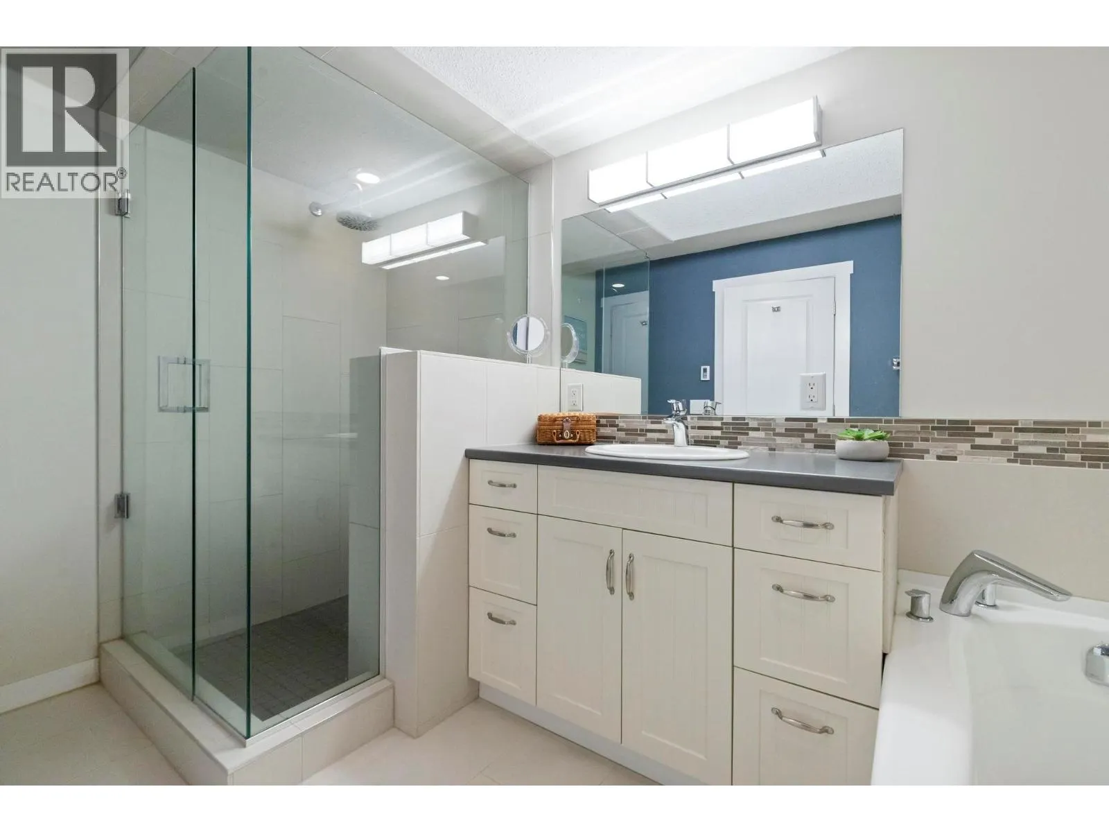 2805 Doucette Drive