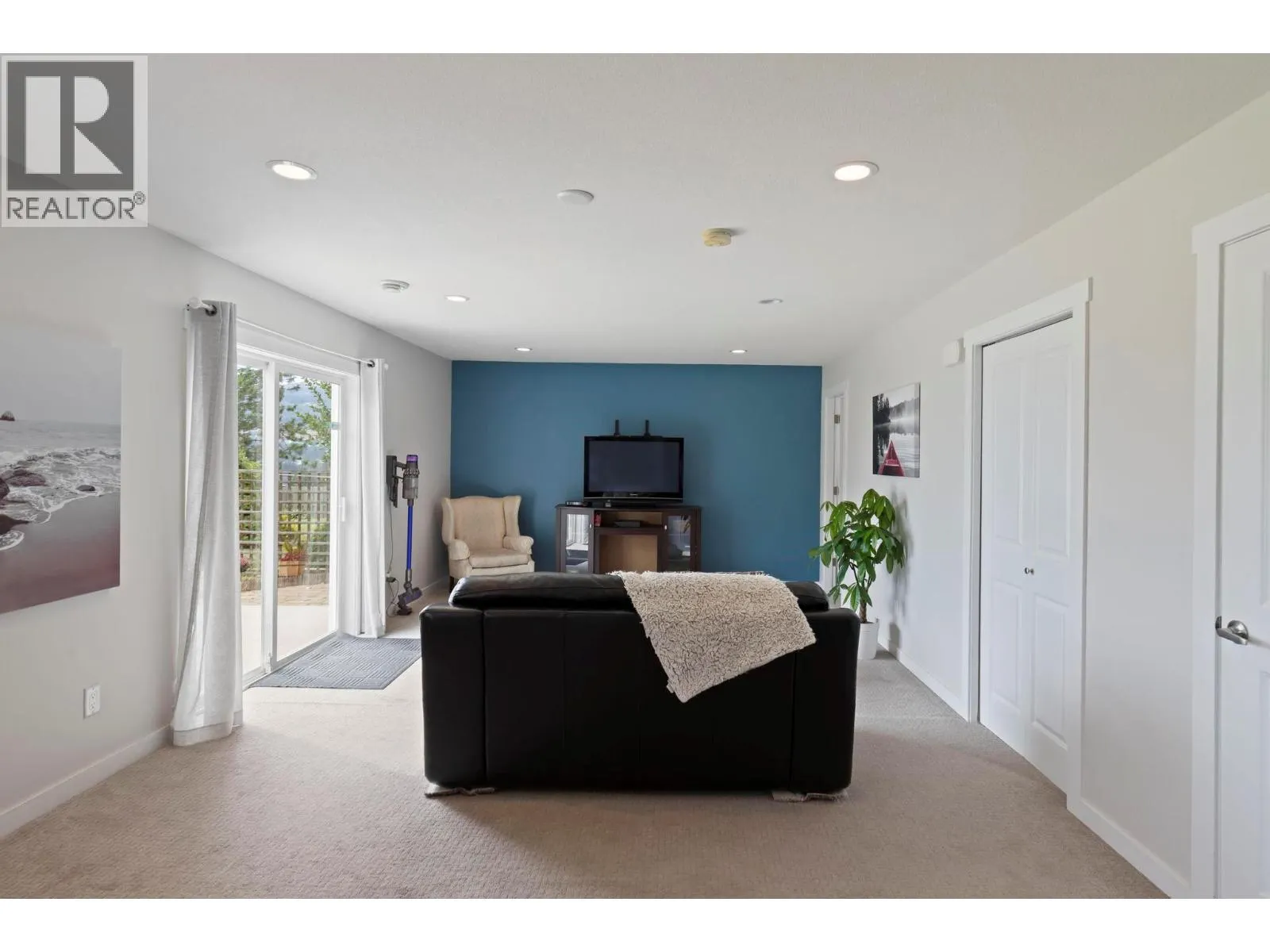 2805 Doucette Drive