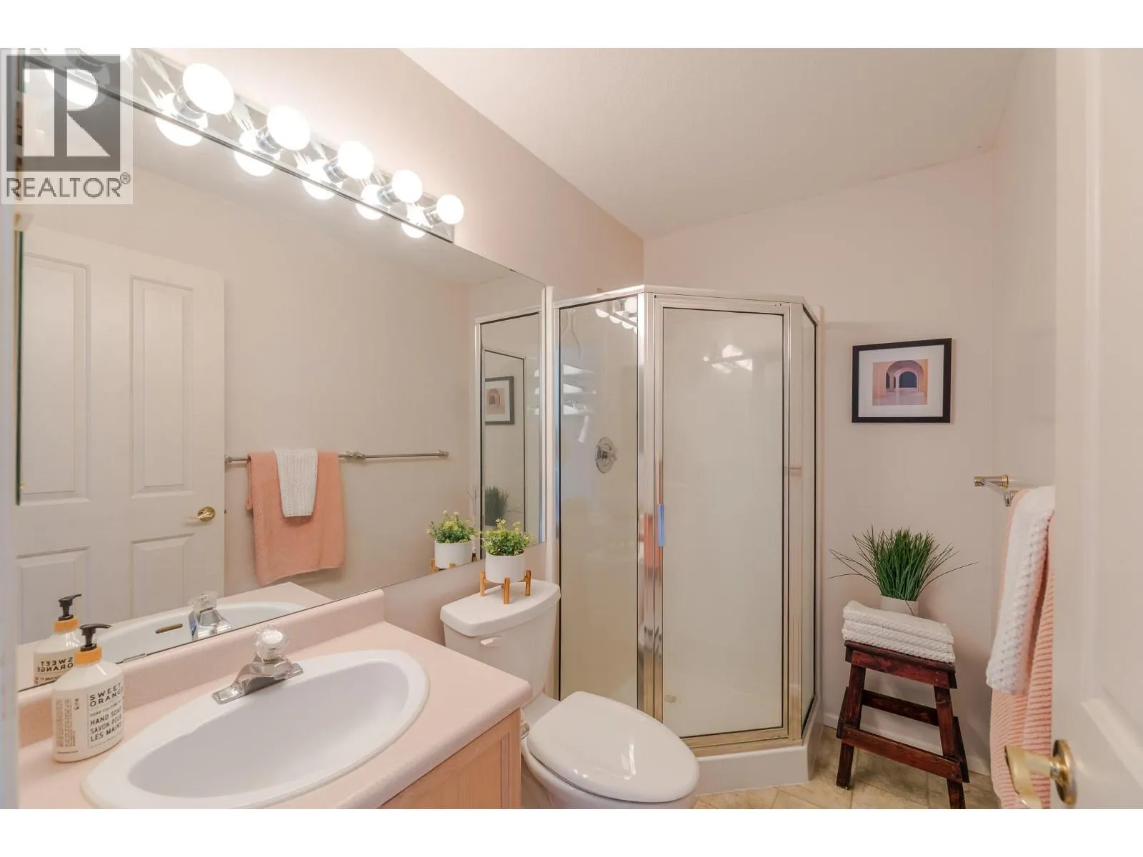 8905 Pineo Court Unit# 305