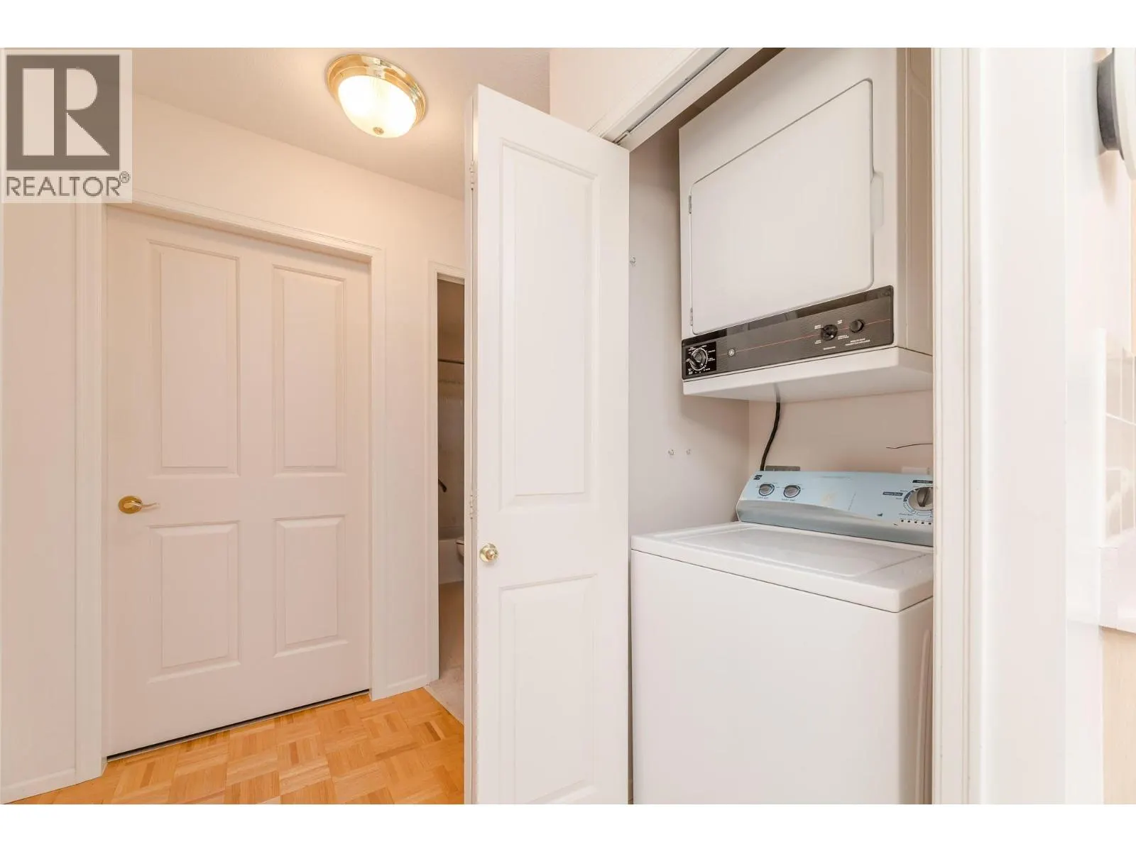 8905 Pineo Court Unit# 305