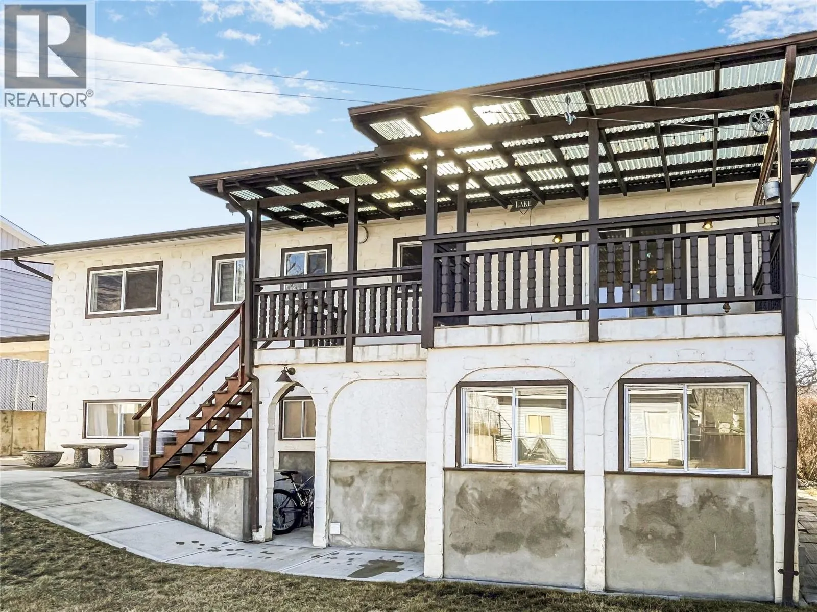 38 Willow Crescent