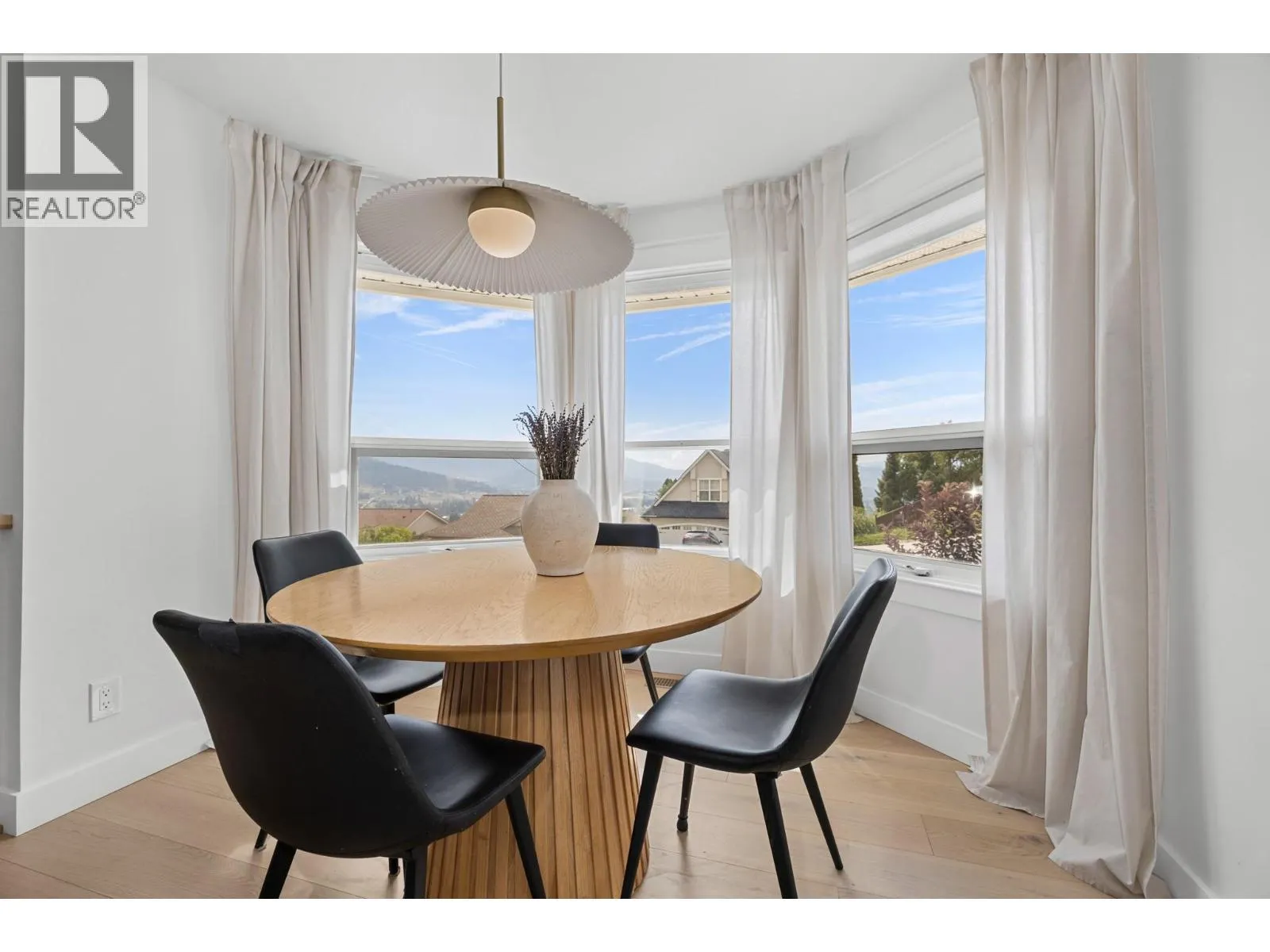 6749 Foothills Drive