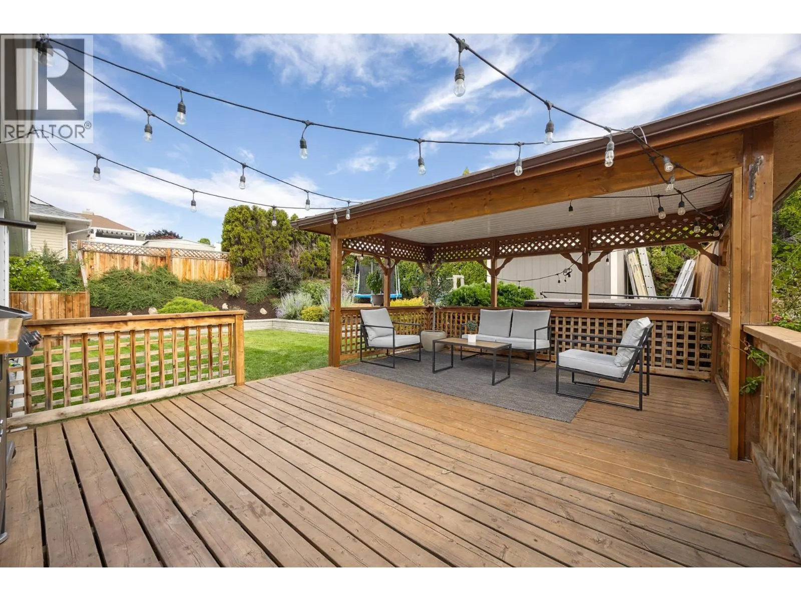 6749 Foothills Drive