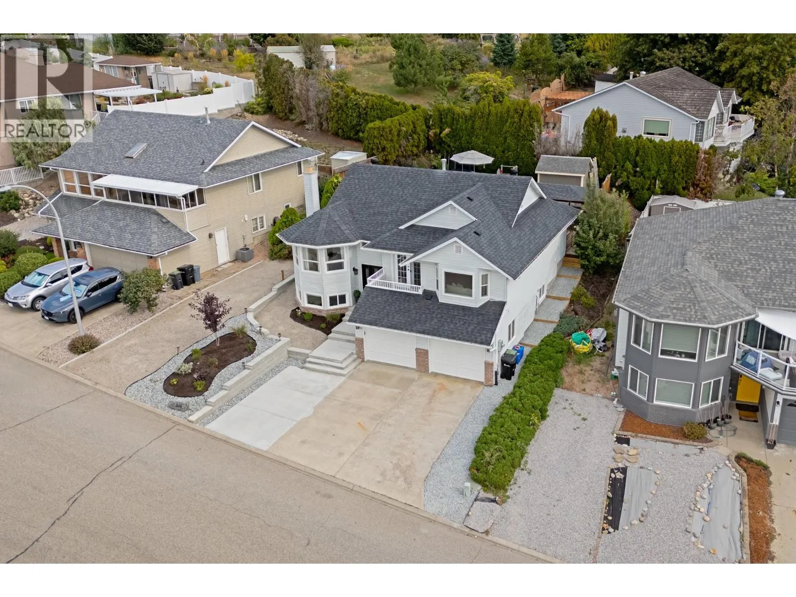 6749 Foothills Drive