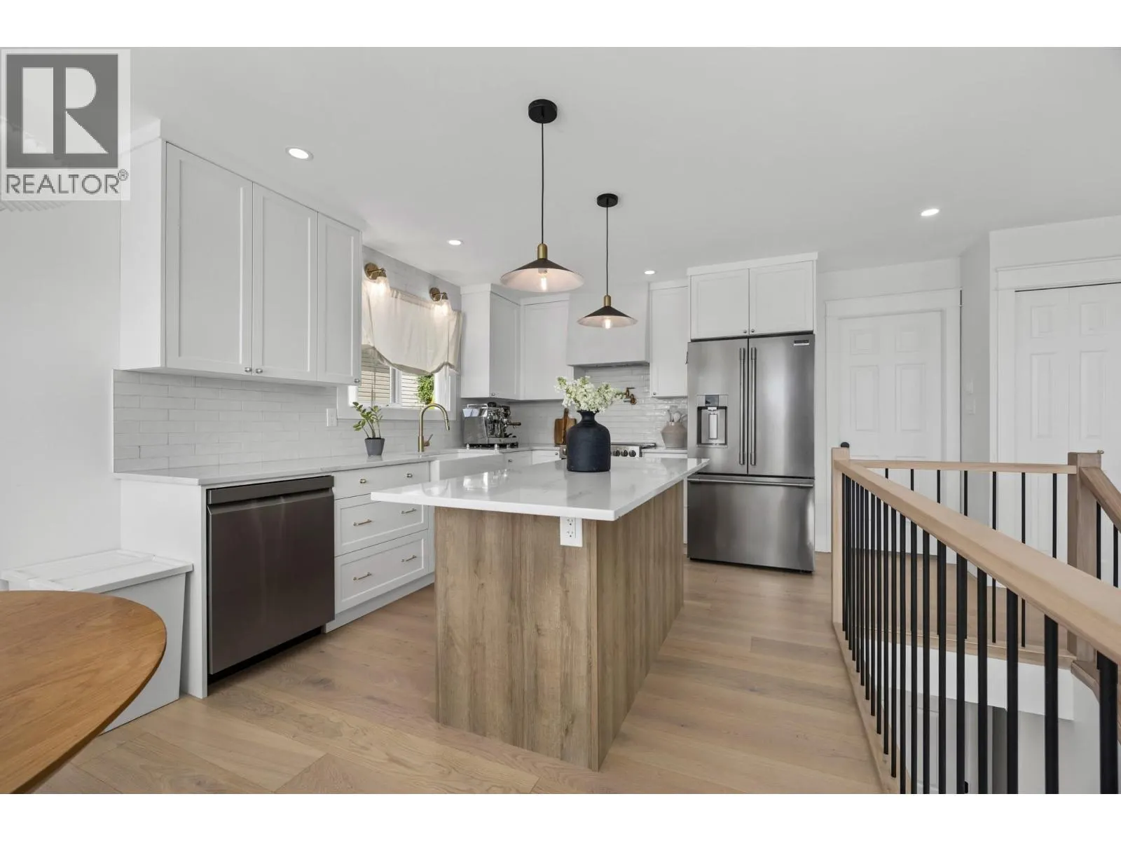 6749 Foothills Drive
