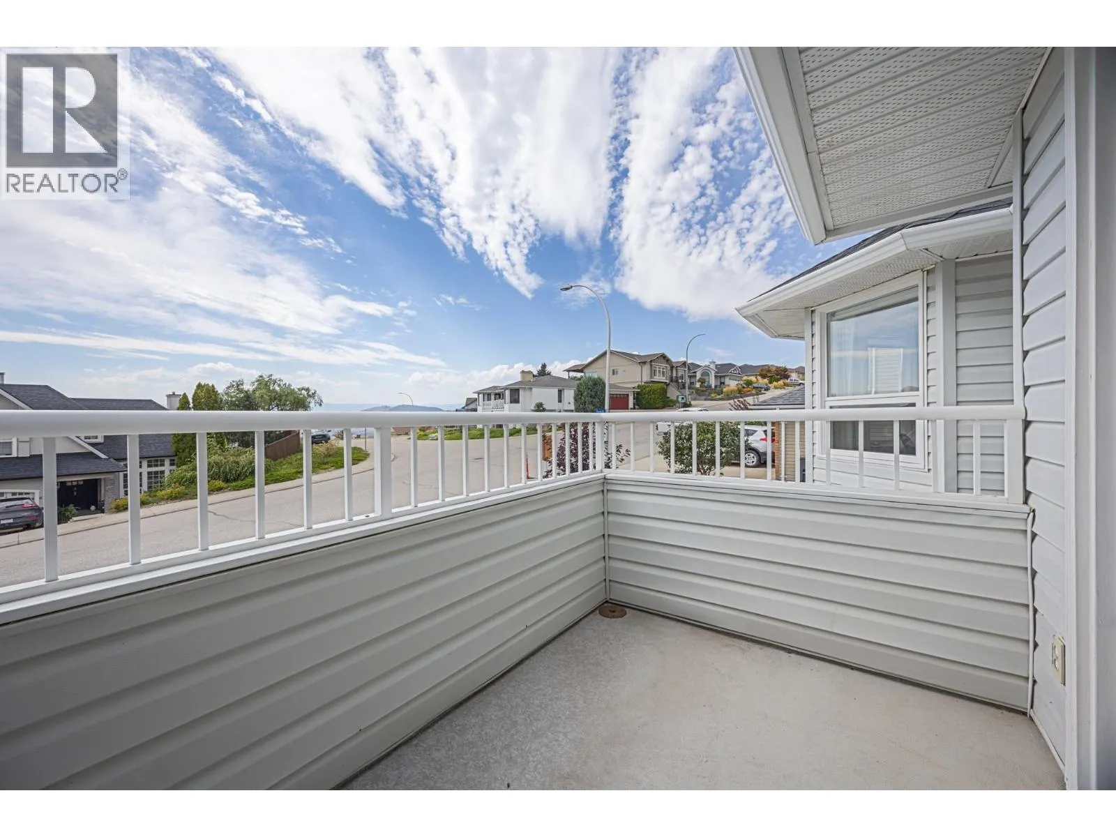 6749 Foothills Drive